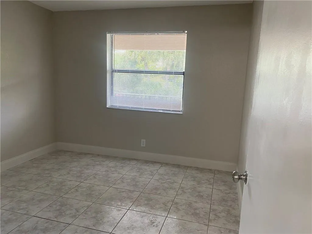 8761 Shadow Wood Blvd, #203