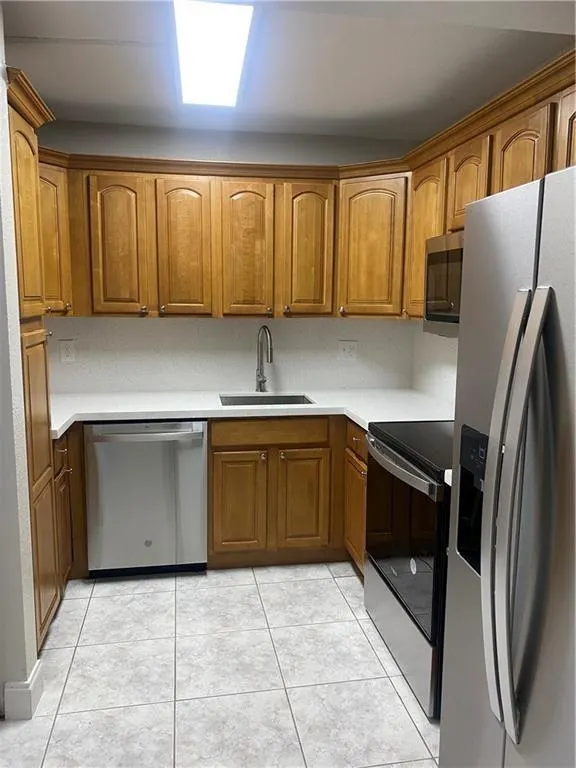 8761 Shadow Wood Blvd, #203
