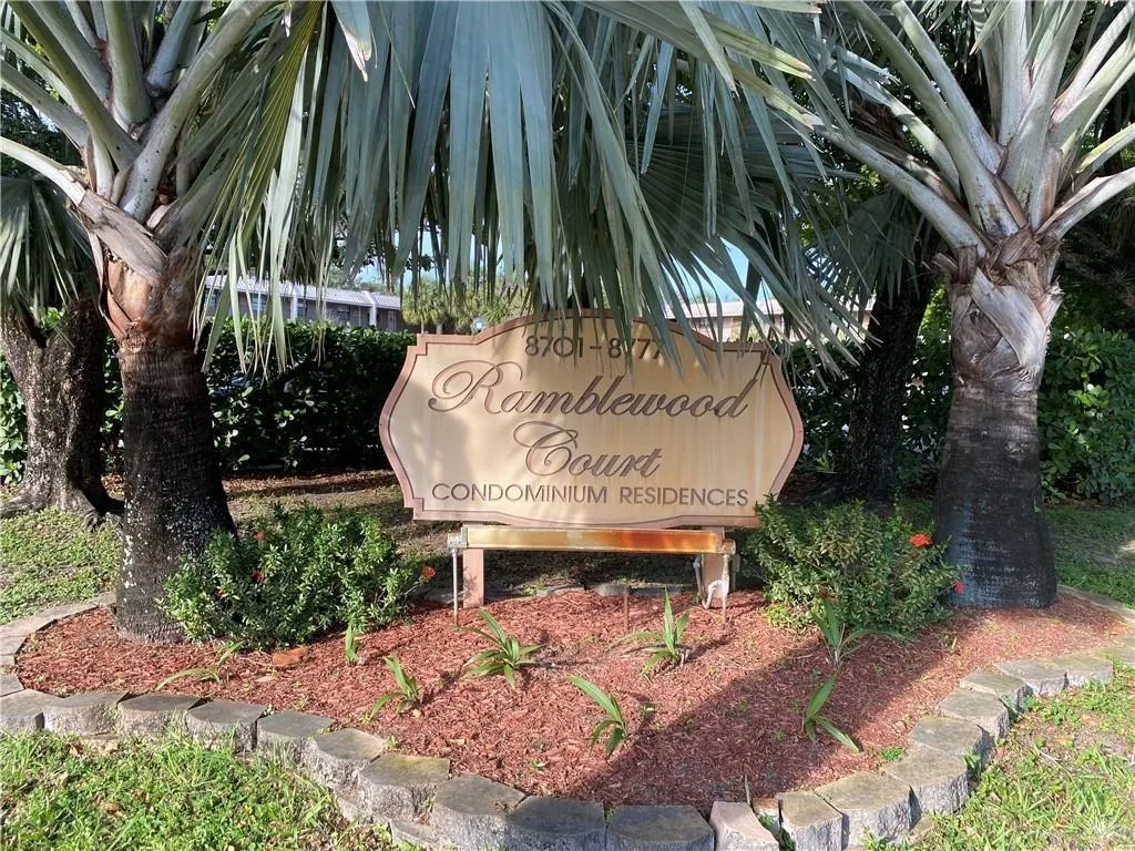 8761 Shadow Wood Blvd, #203