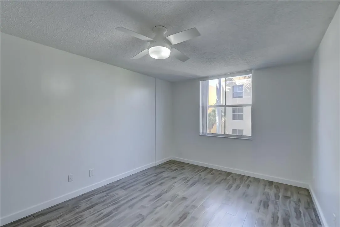 1350 SE 3rd Ave, #310