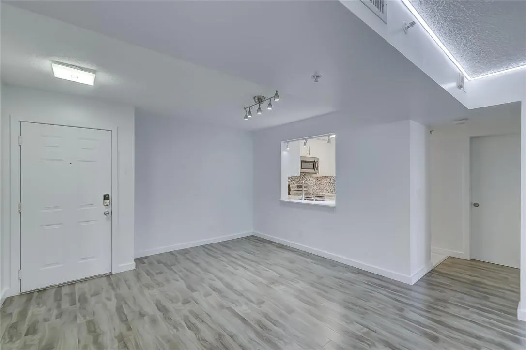 1350 SE 3rd Ave, #310