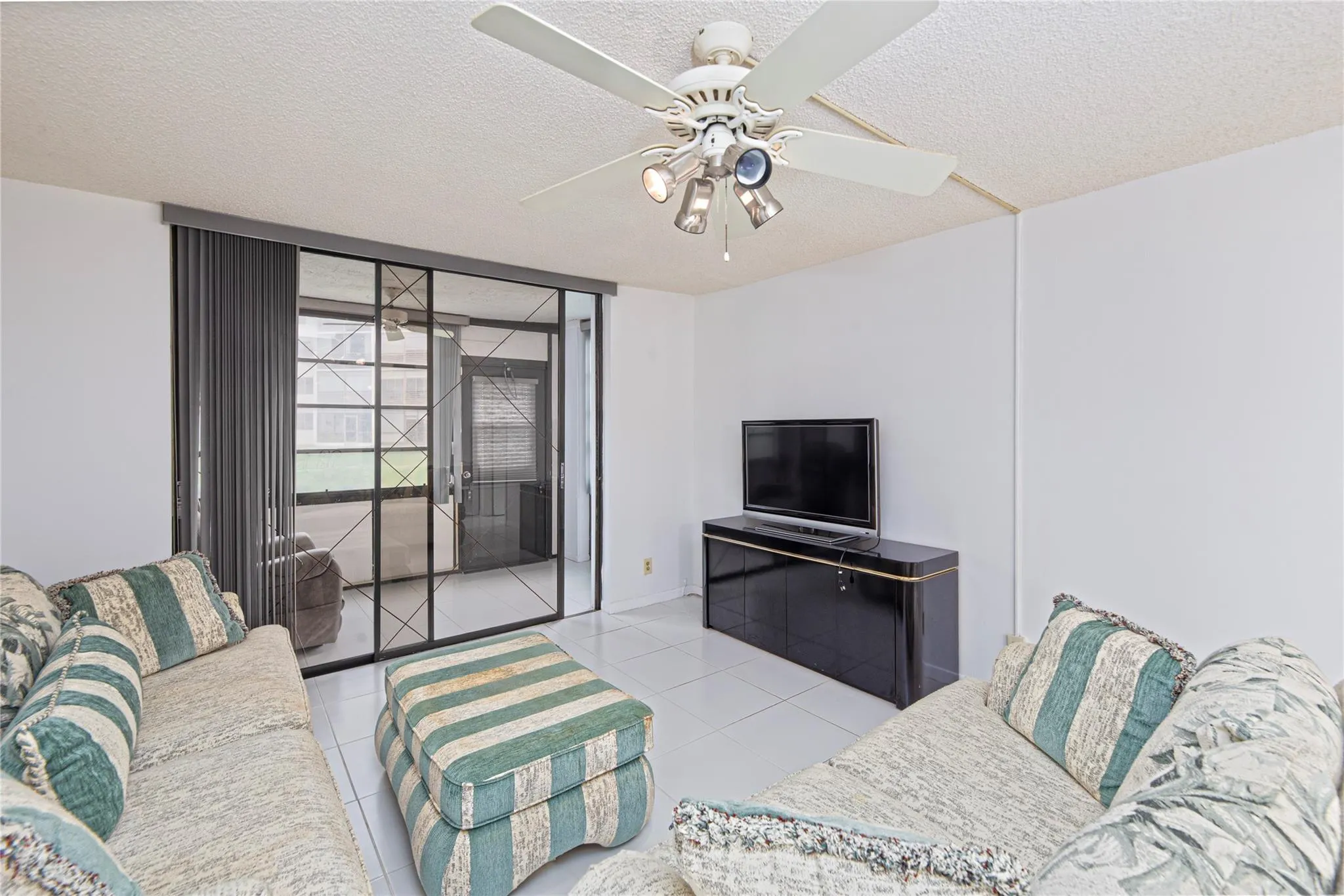 10220 NW 30th Ct, #112