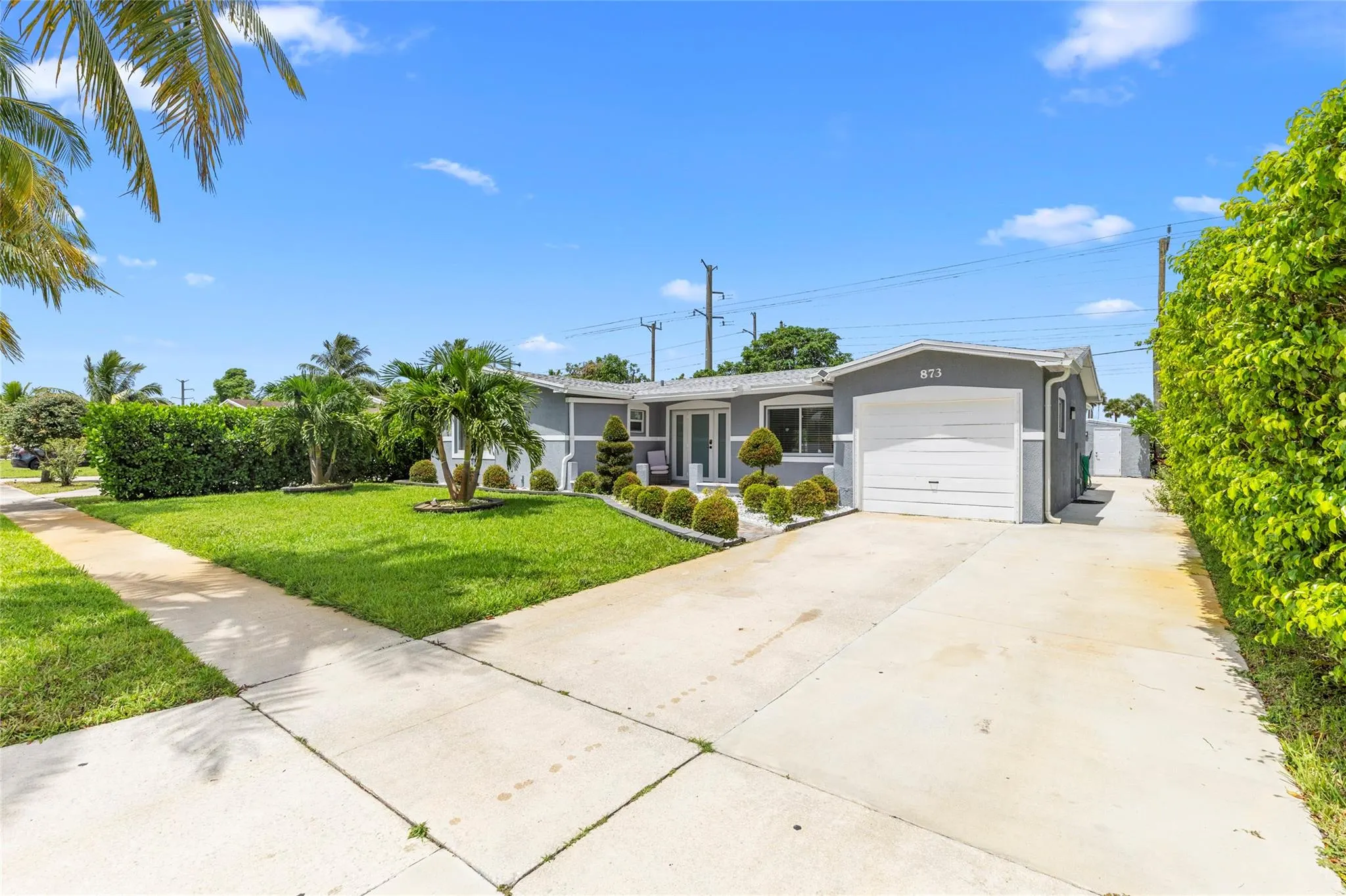 873 NW 70th Way