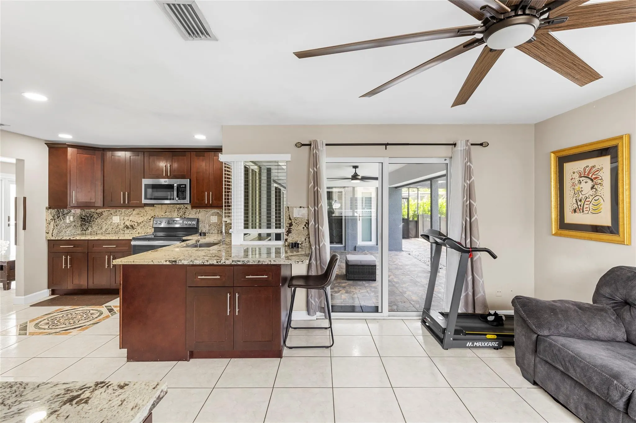 873 NW 70th Way