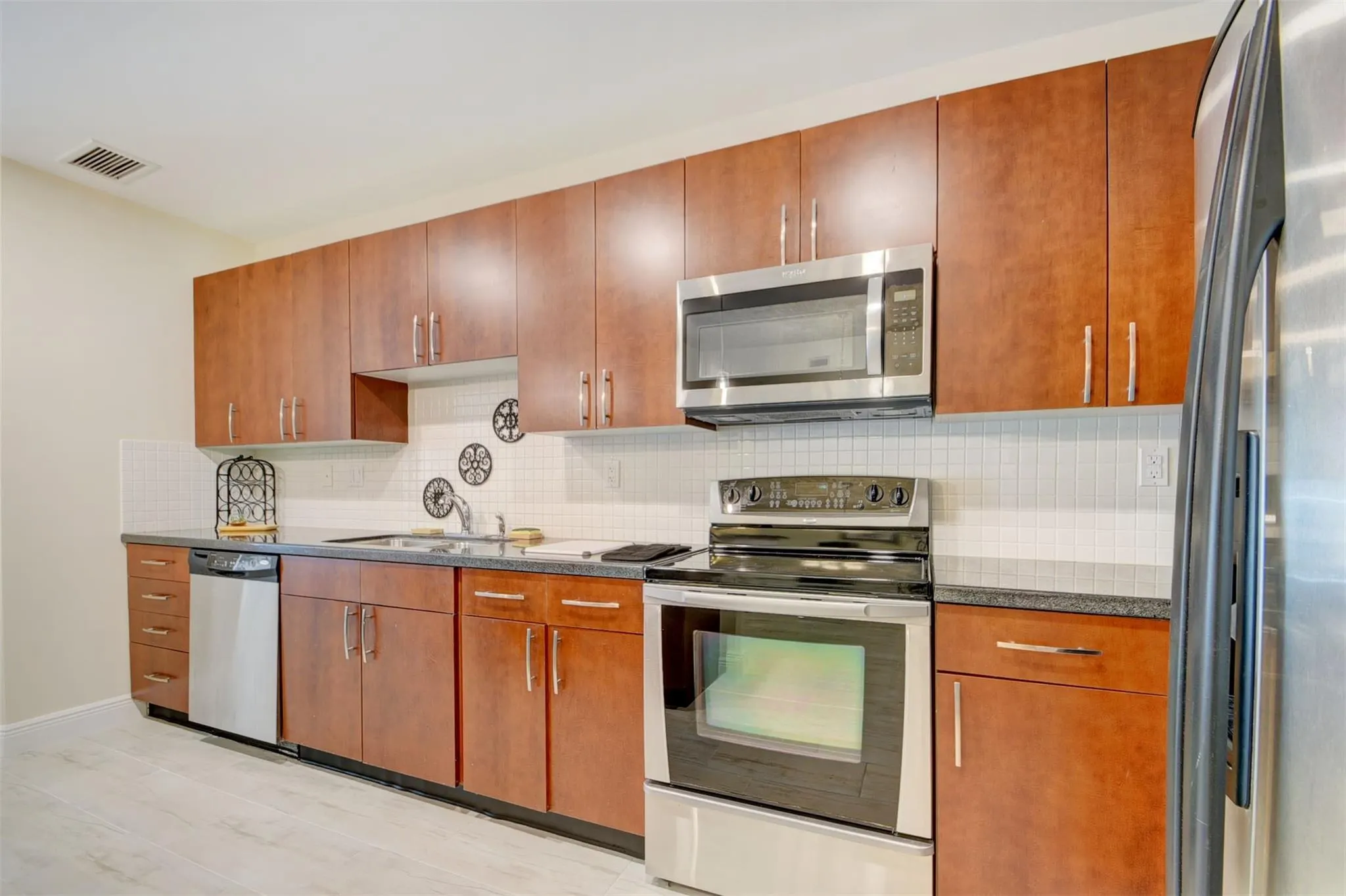 300 S Australian Ave, #919