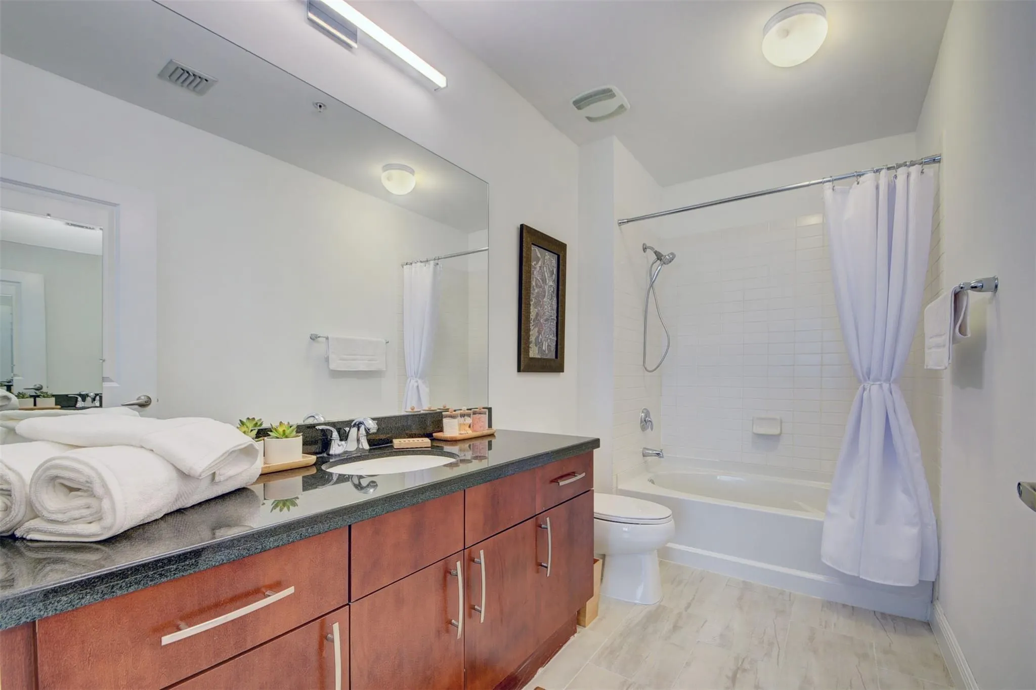 300 S Australian Ave, #919