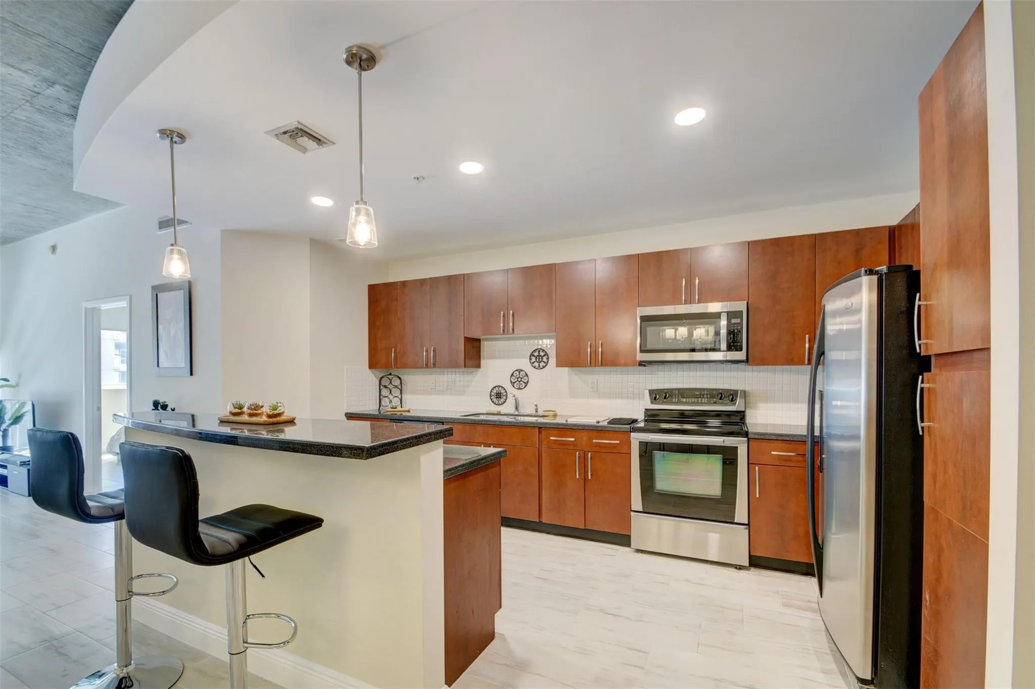 300 S Australian Ave, #919