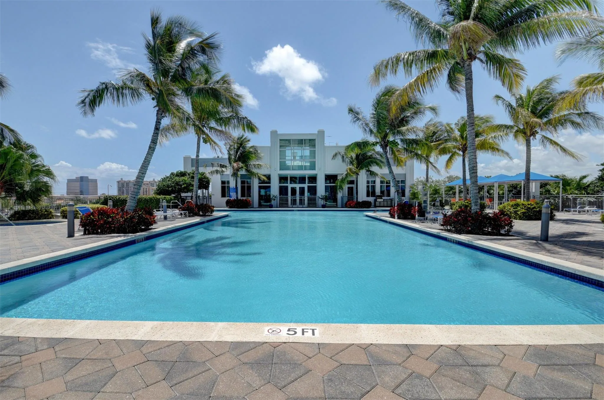 300 S Australian Ave, #919