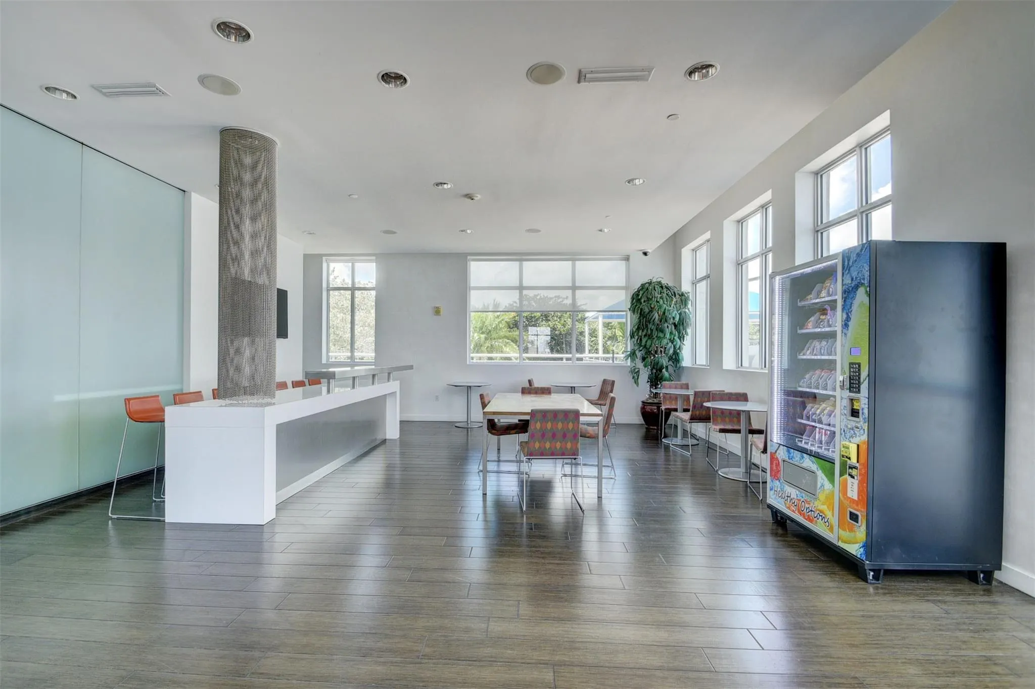 300 S Australian Ave, #919