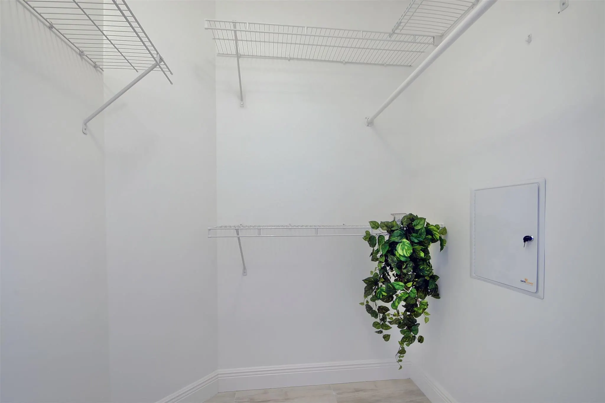 300 S Australian Ave, #919