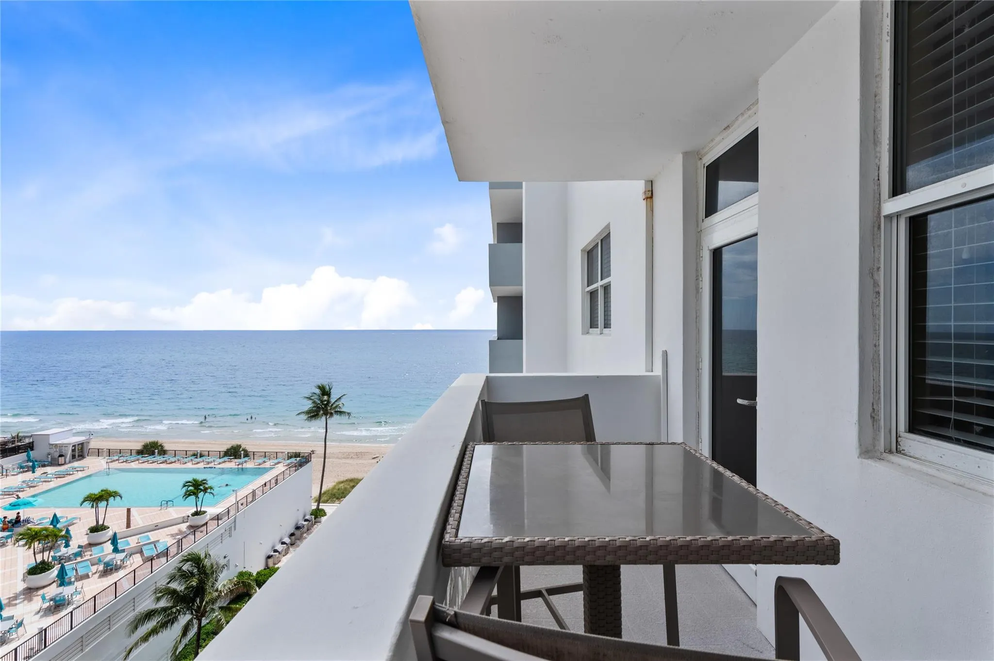 4250 Galt Ocean Dr, #8L