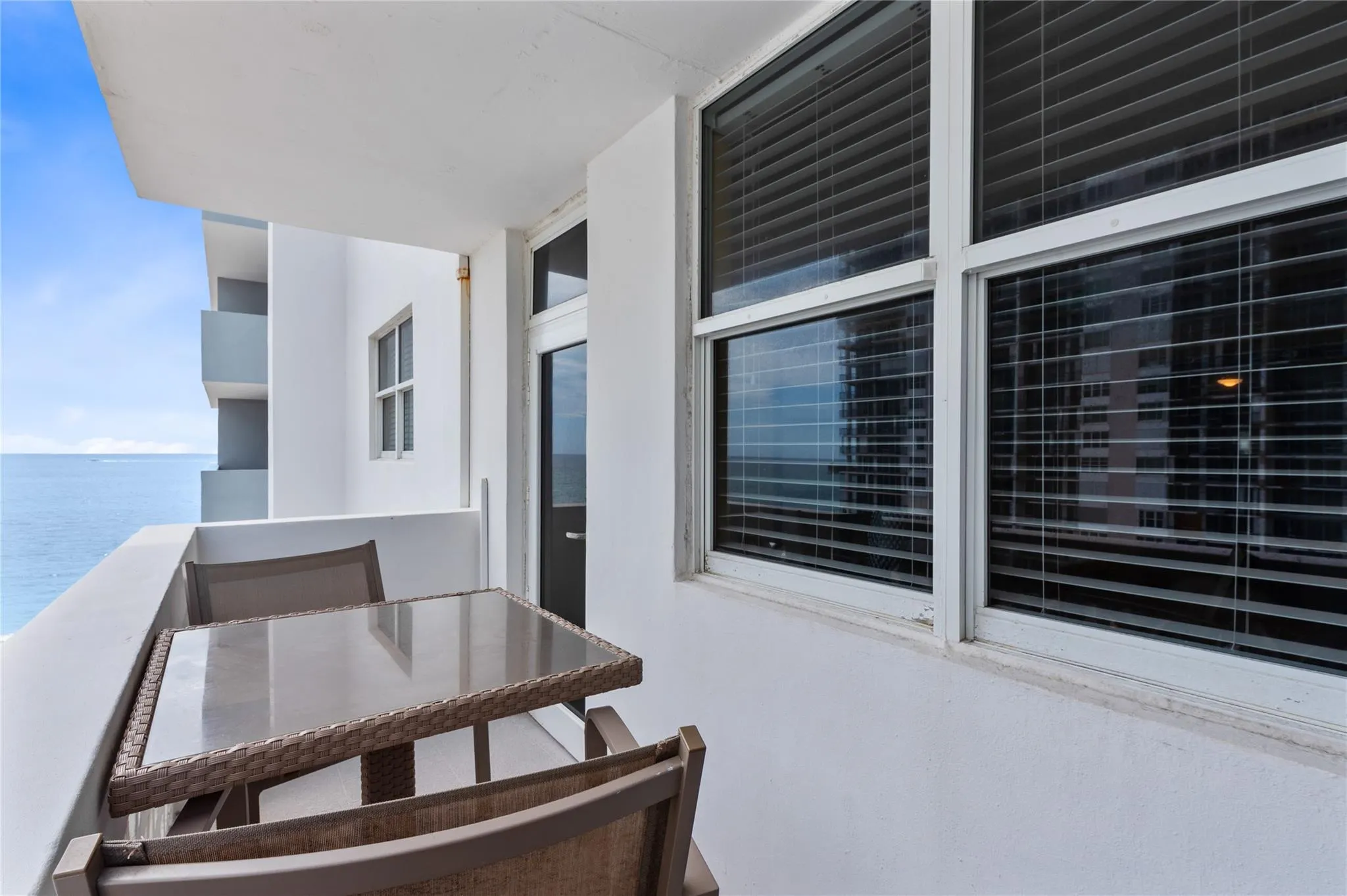 4250 Galt Ocean Dr, #8L