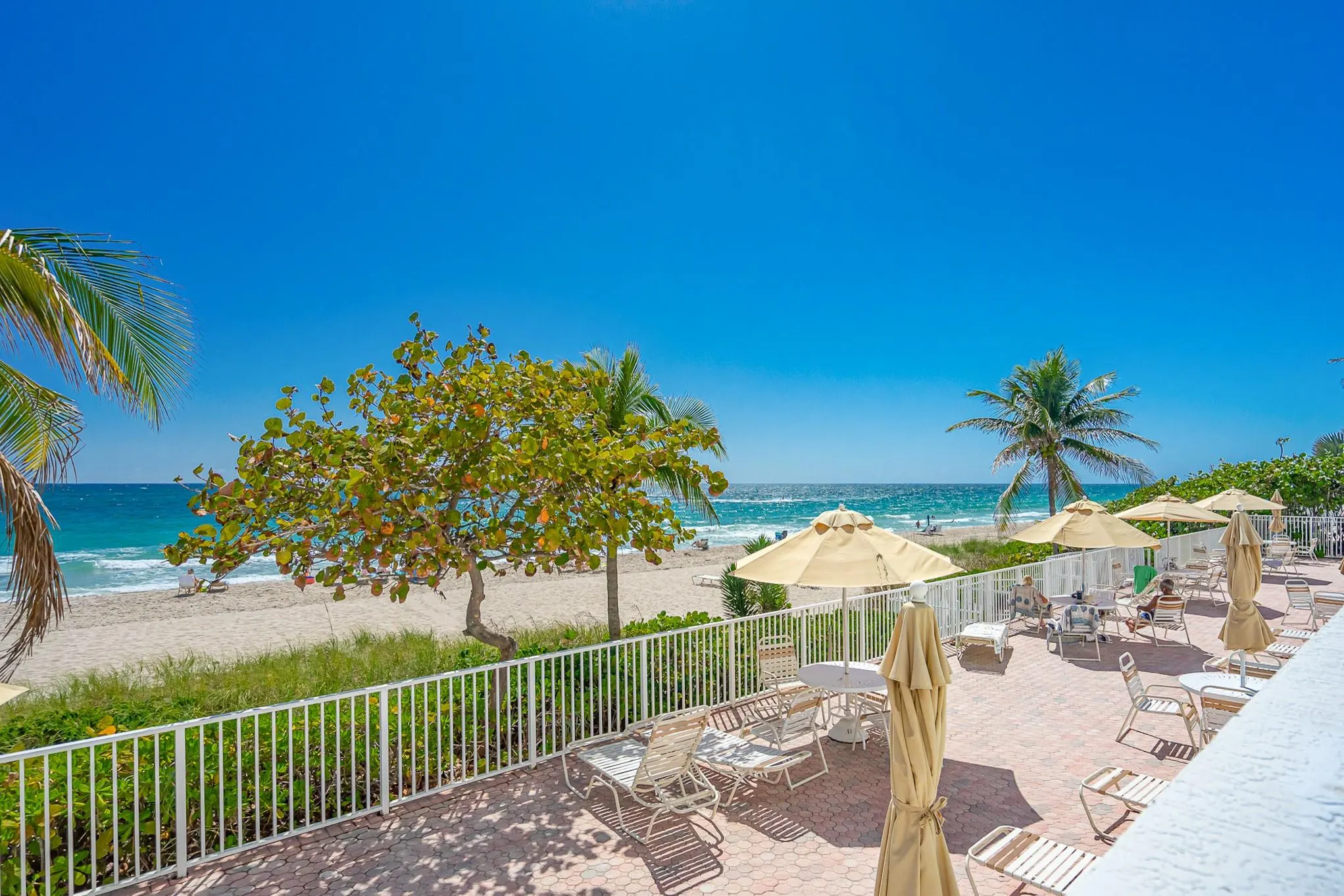 4250 Galt Ocean Dr, #8L