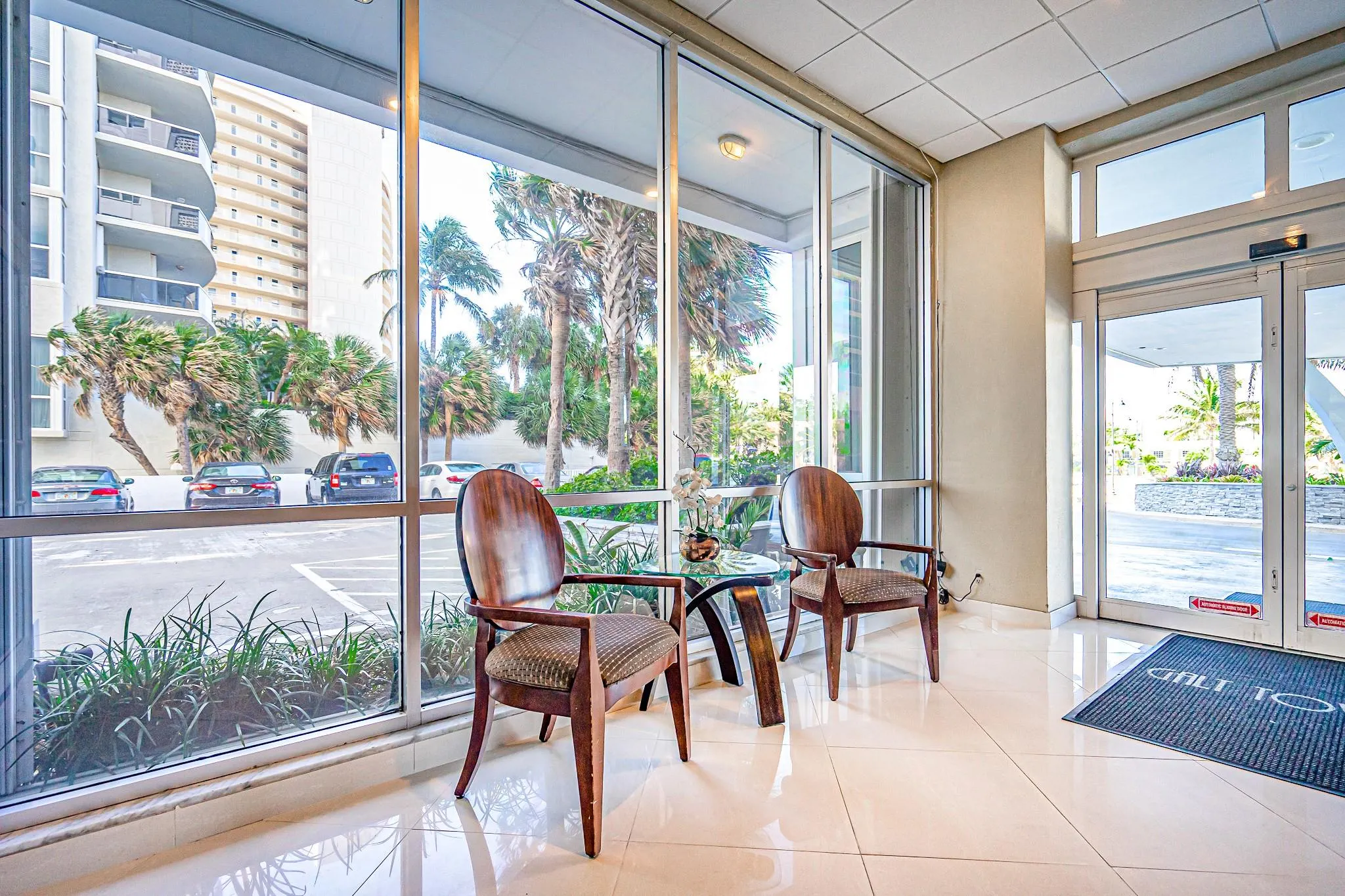 4250 Galt Ocean Dr, #8L
