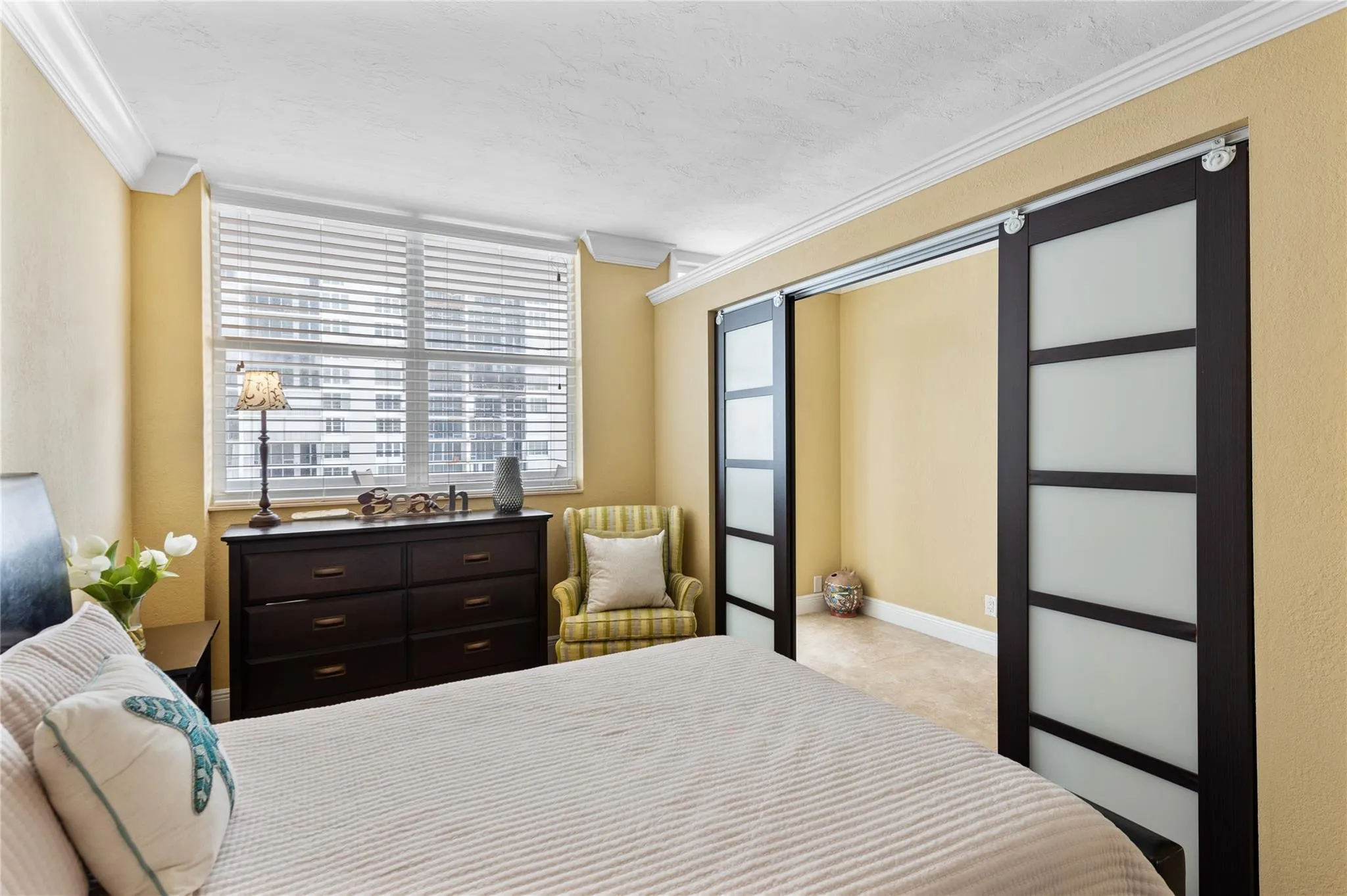 4250 Galt Ocean Dr, #8L