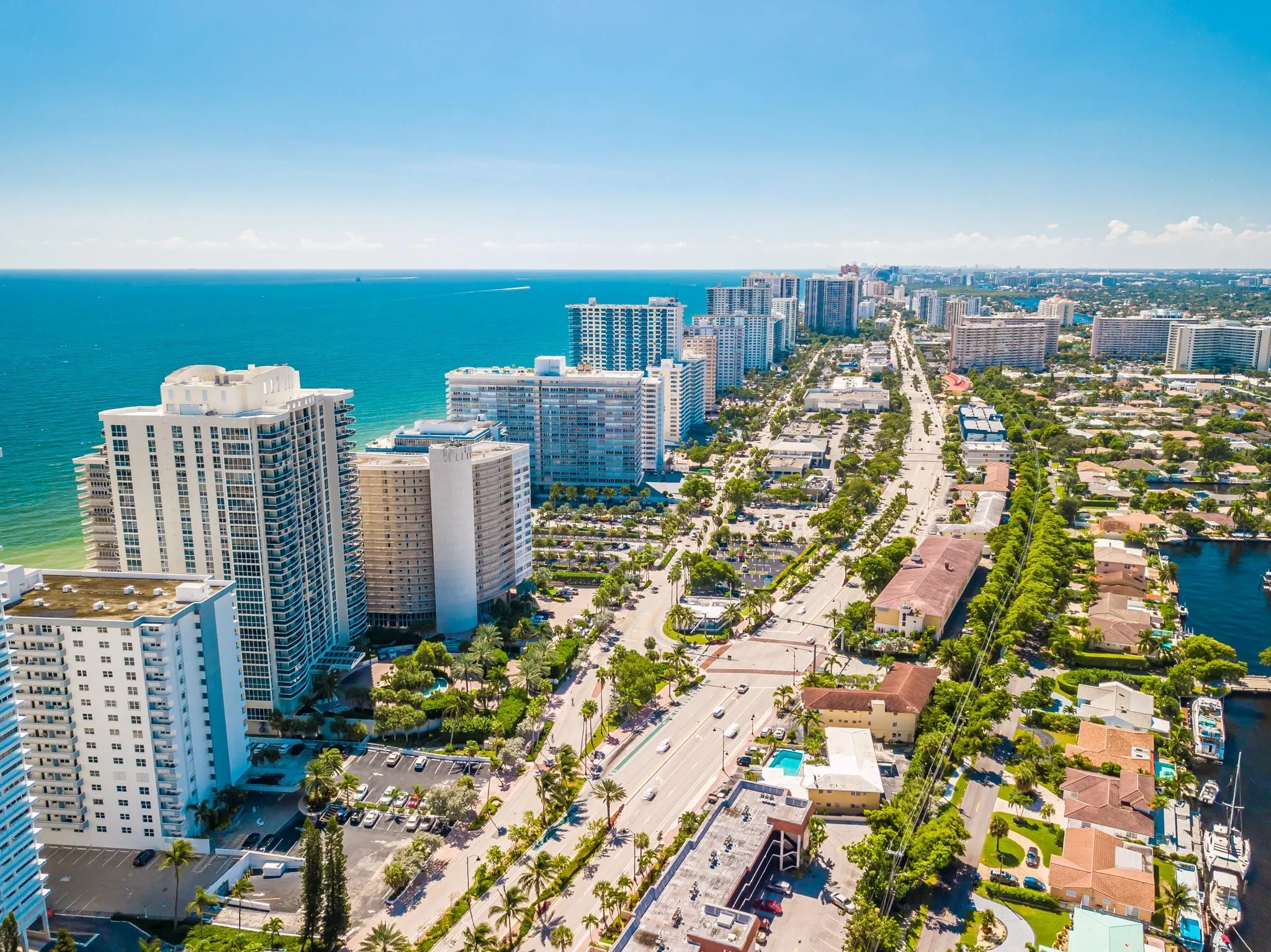 4250 Galt Ocean Dr, #8L