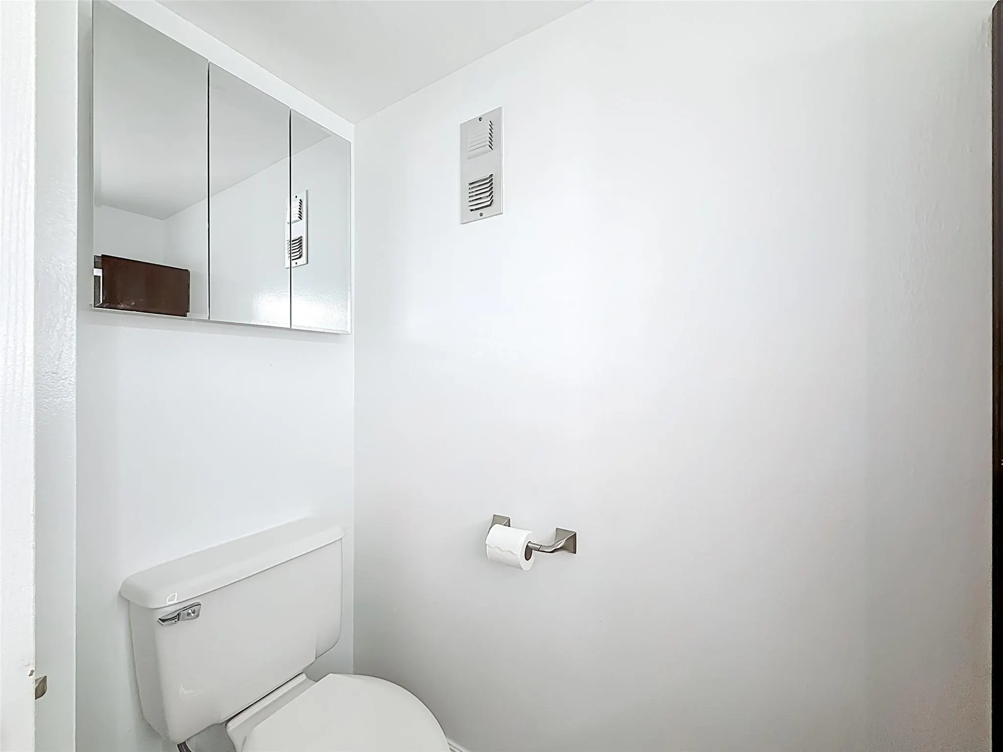 2741 Taft St, #307