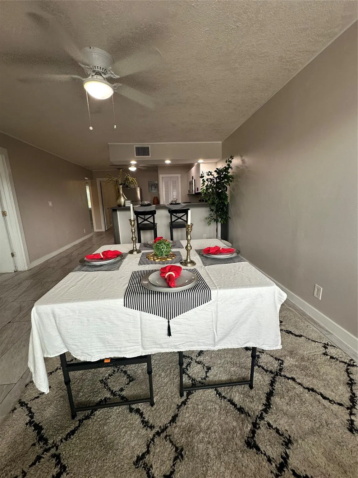 2175 NE 56th St, #106