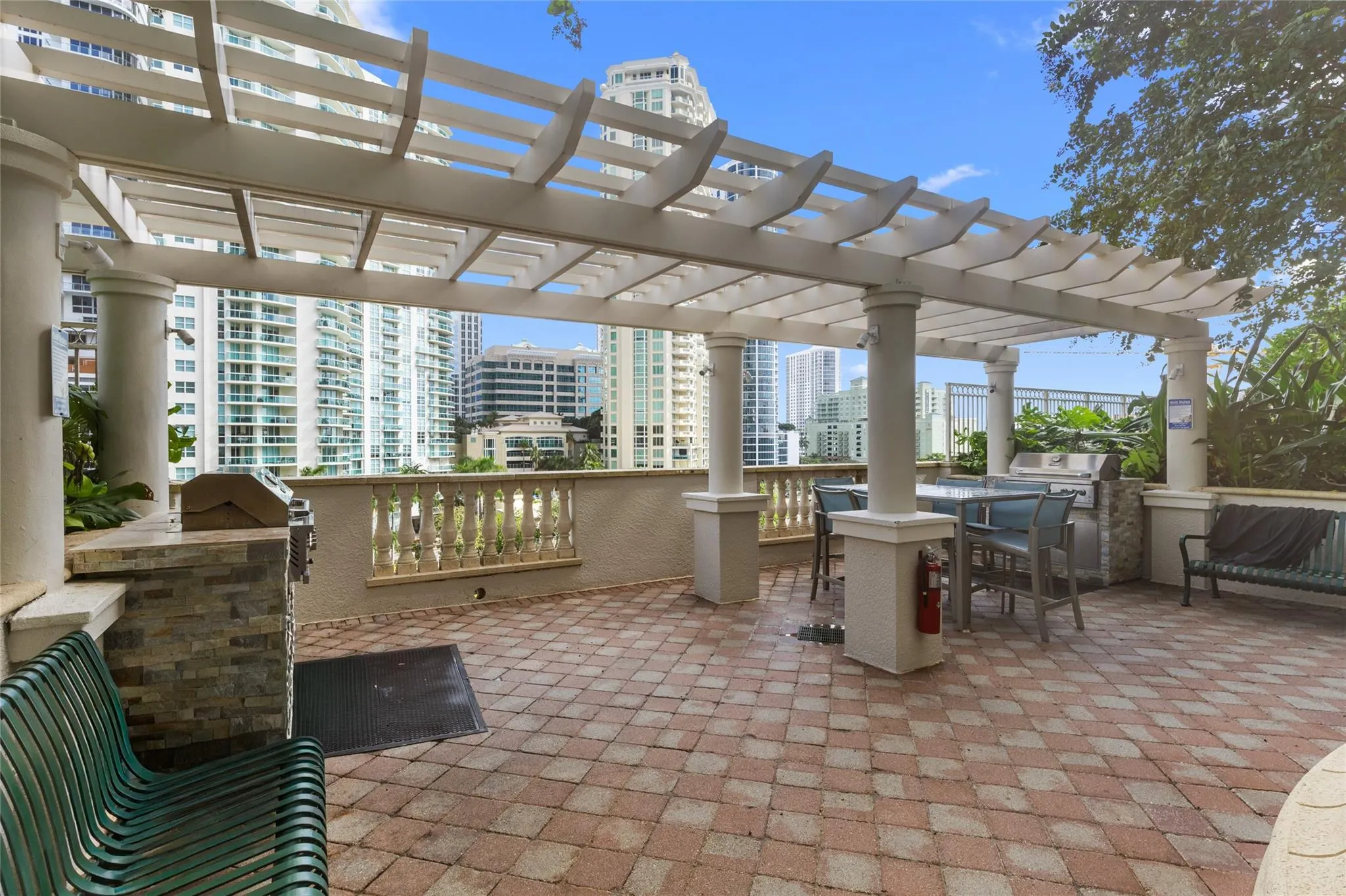 511 SE 5th Ave, #910