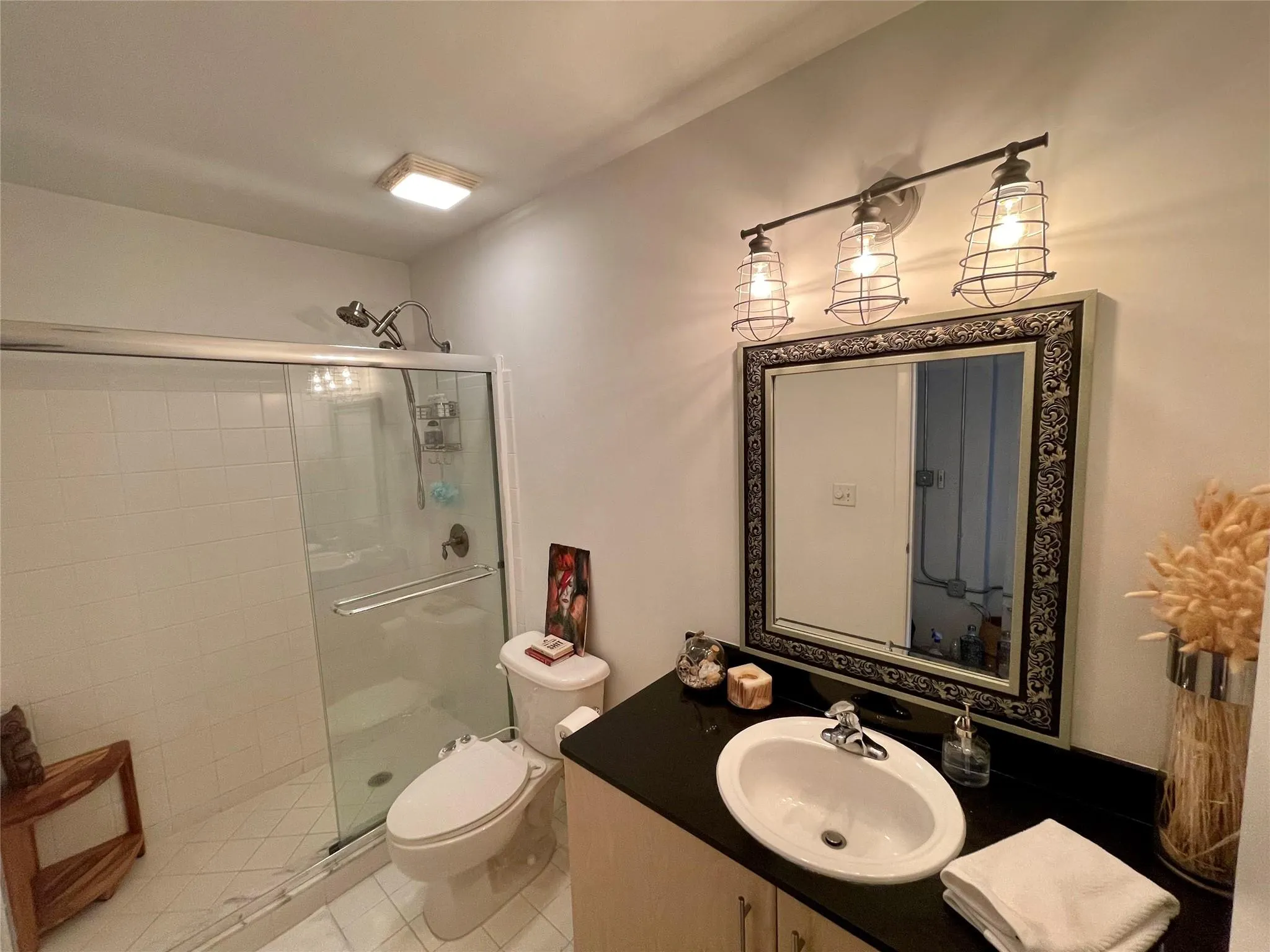 444 NE 30 ST, #1006