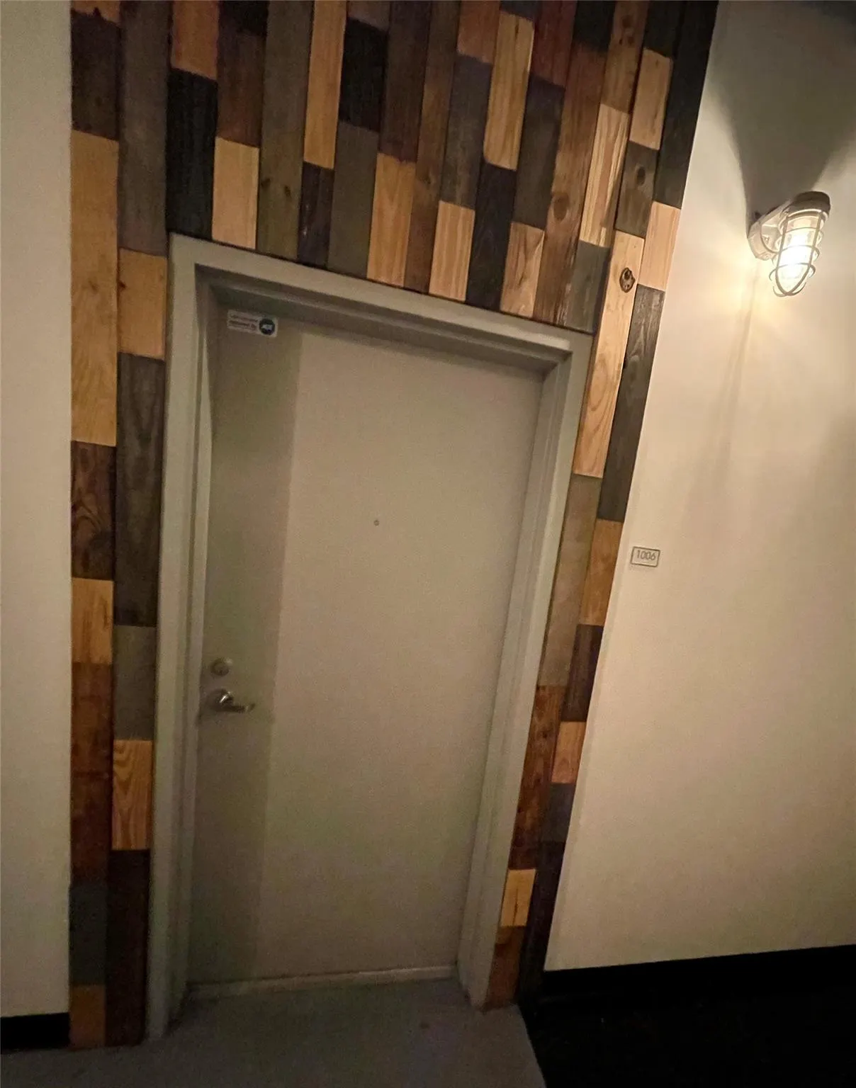 444 NE 30 ST, #1006