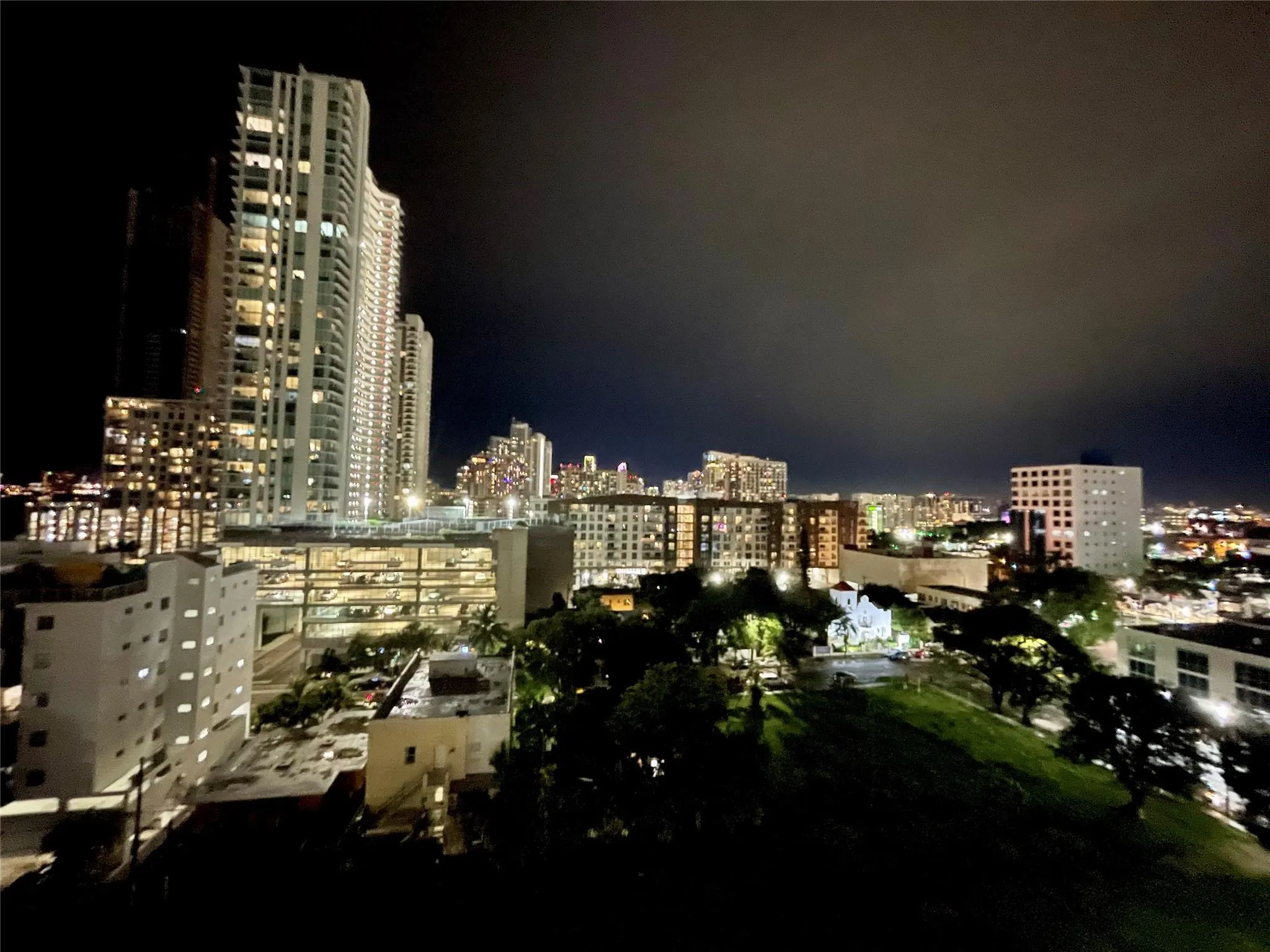 444 NE 30 ST, #1006