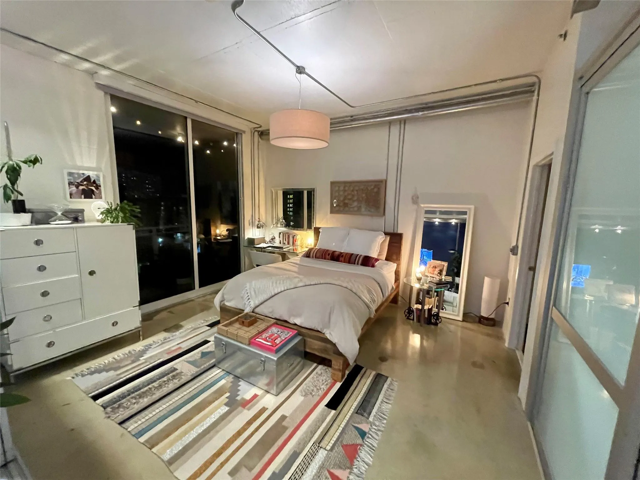 444 NE 30 ST, #1006