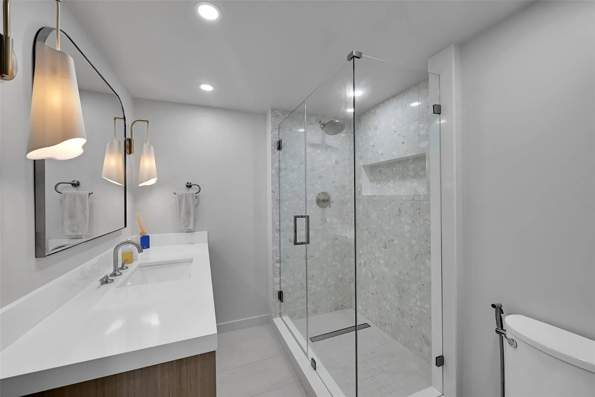 525 N Ocean Blvd, #1724