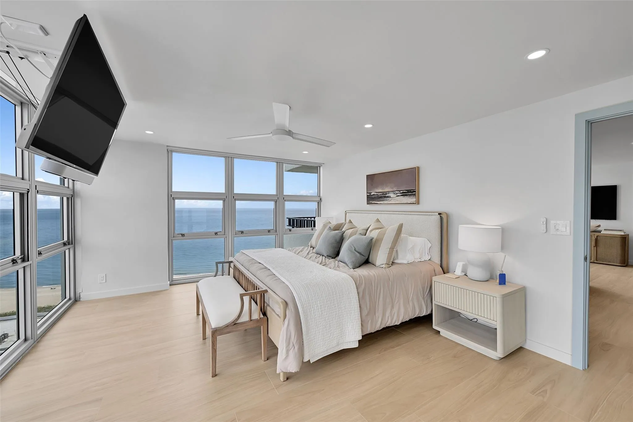525 N Ocean Blvd, #1724