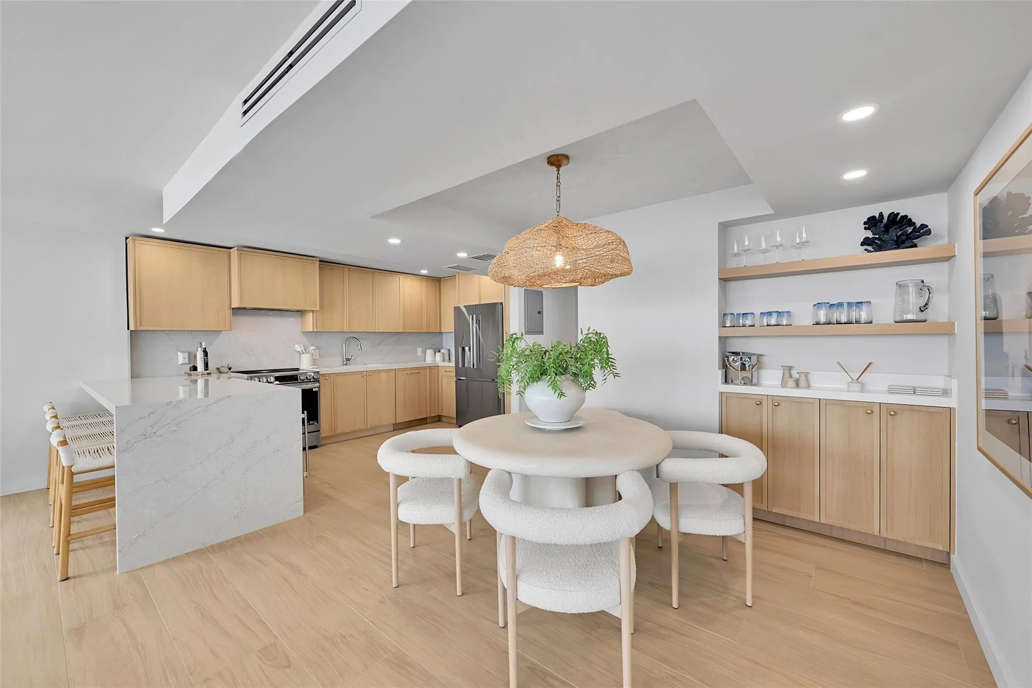 525 N Ocean Blvd, #1724