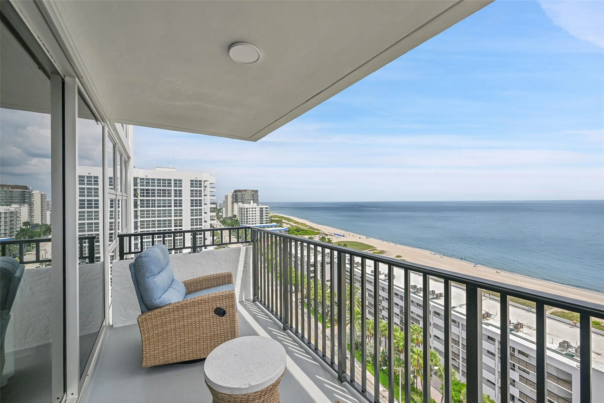525 N Ocean Blvd, #1724