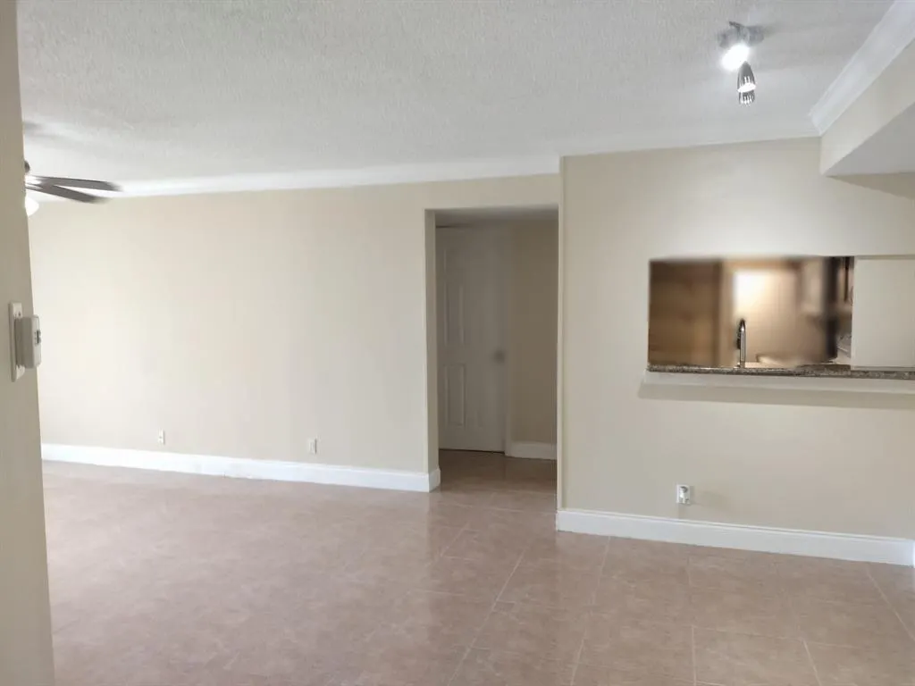 10781 Cleary Blvd, #207