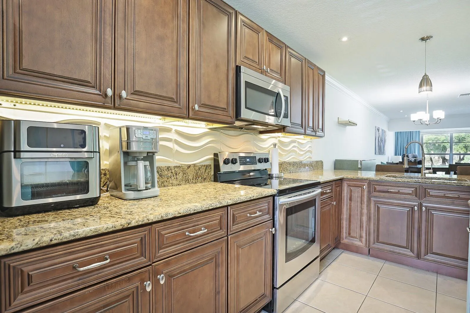 1141 Calamondin Ter, #202