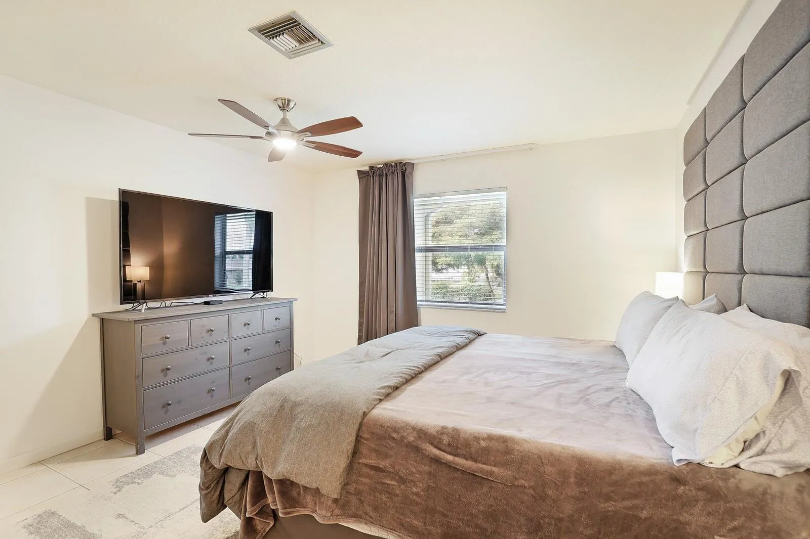1141 Calamondin Ter, #202