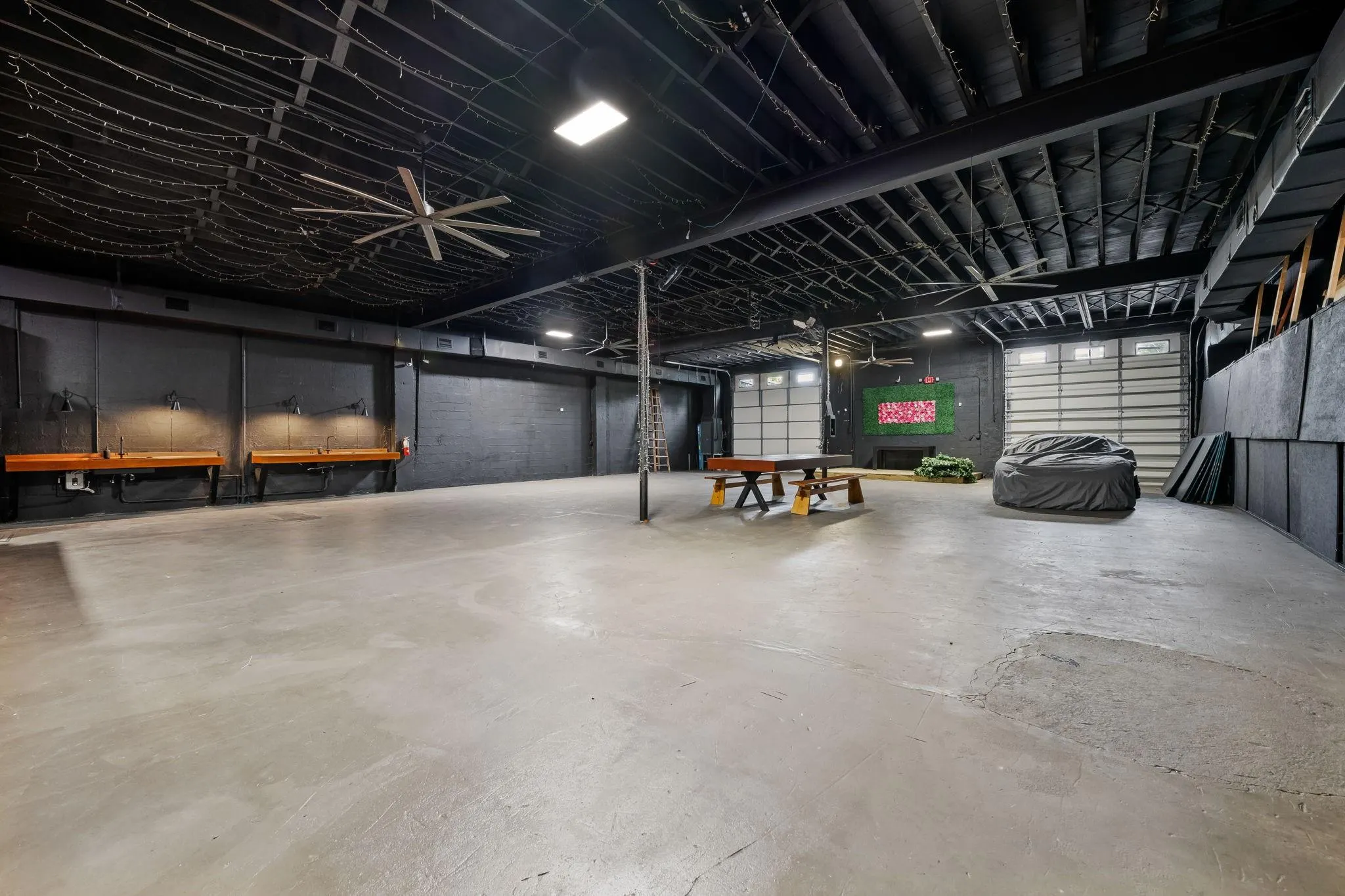 3046 NE 12th Ter