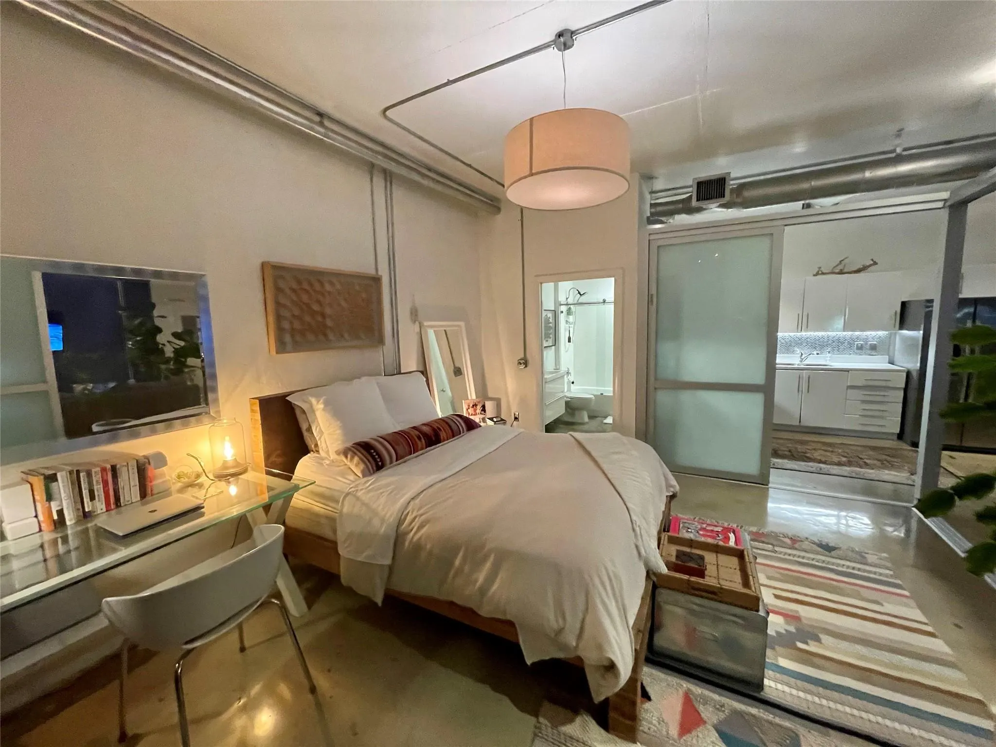 444 NE 30 ST, #1006