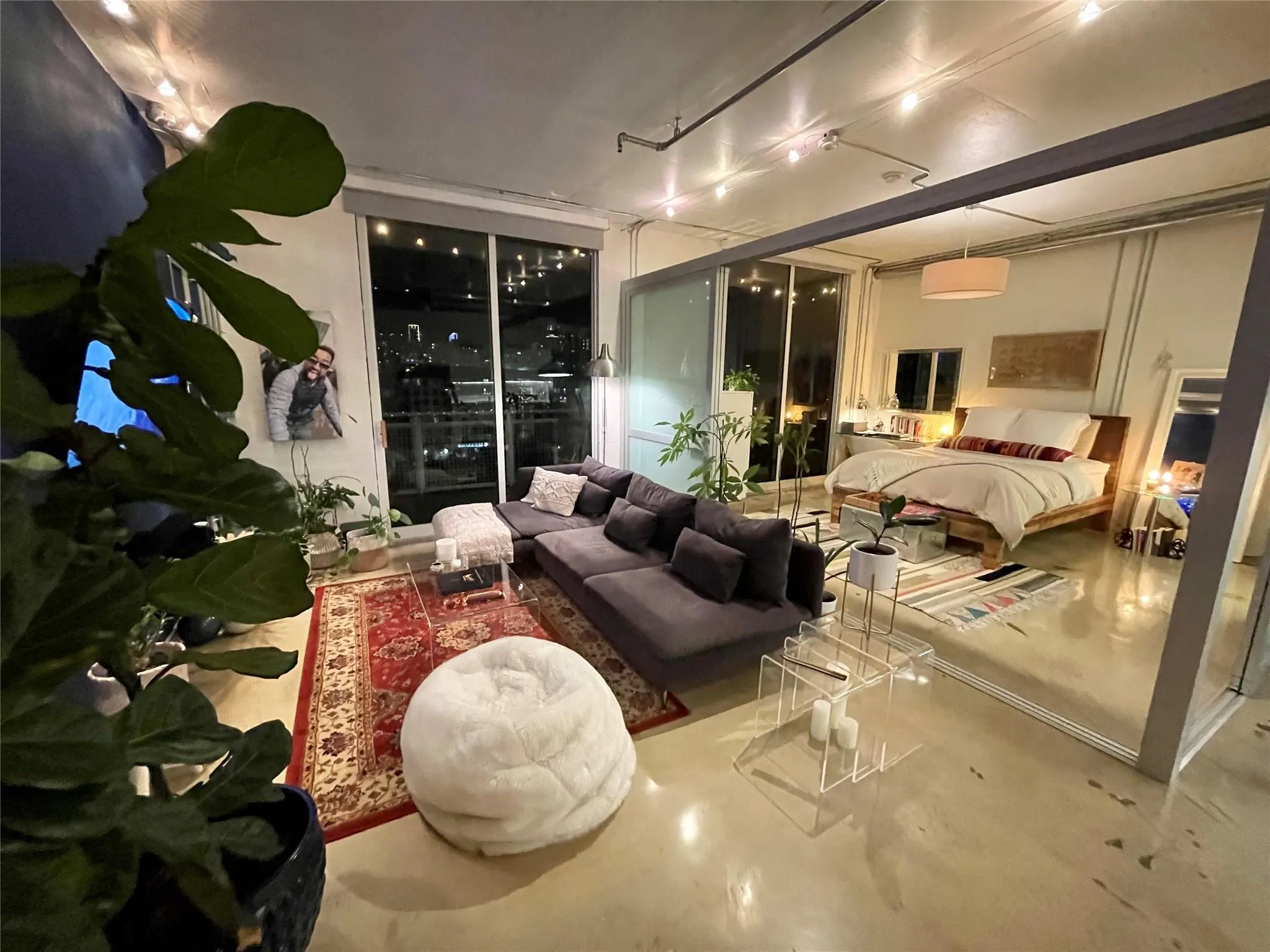 444 NE 30 ST, #1006