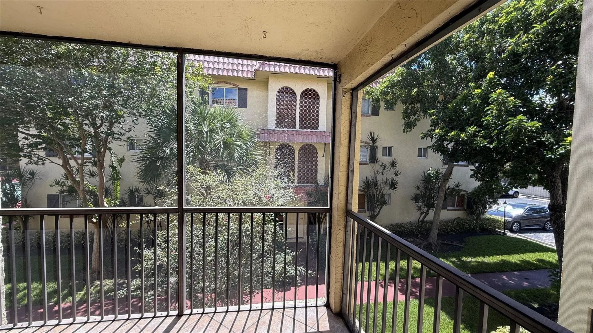 251 S Cypress Rd, #127