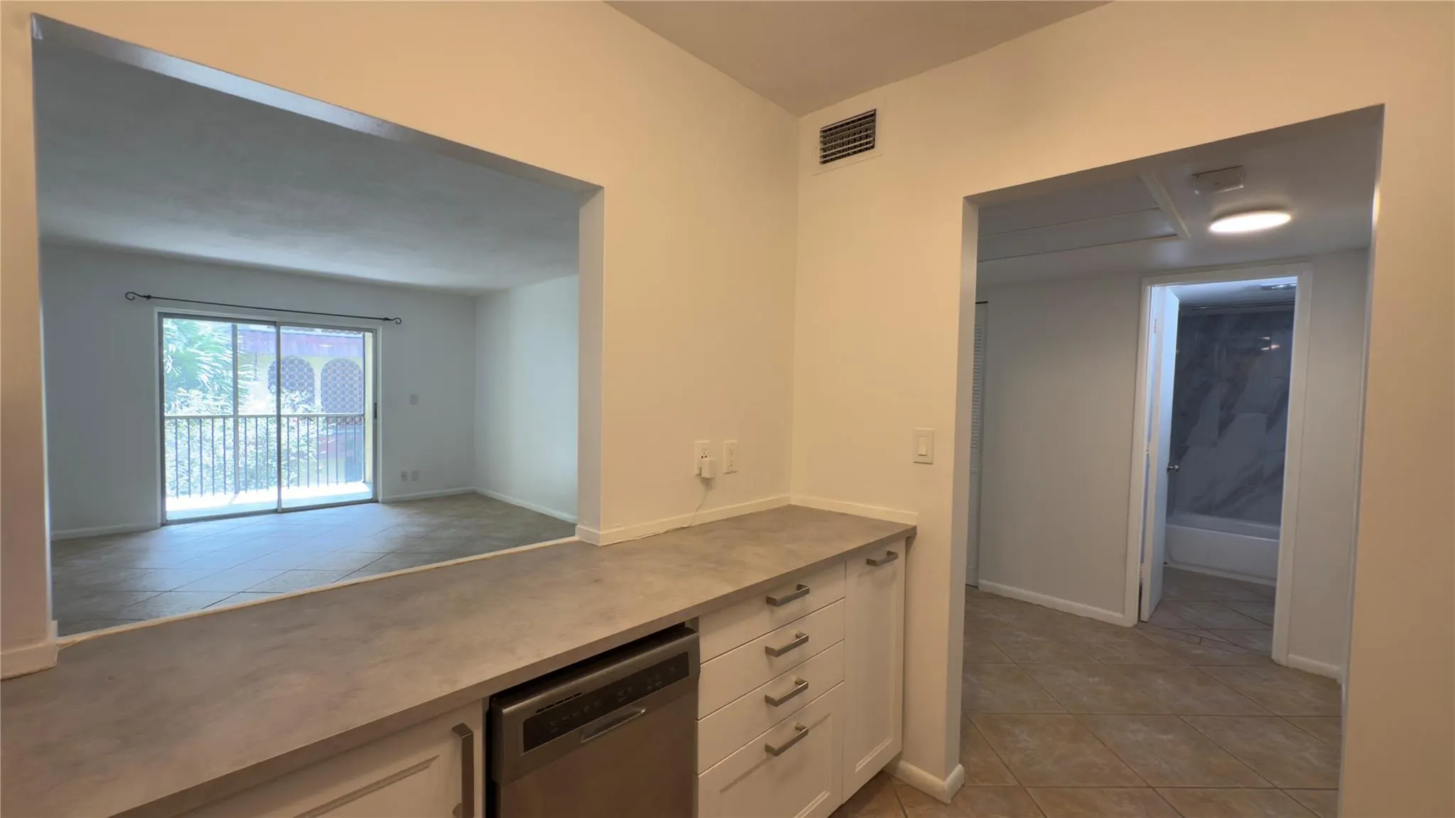 251 S Cypress Rd, #127