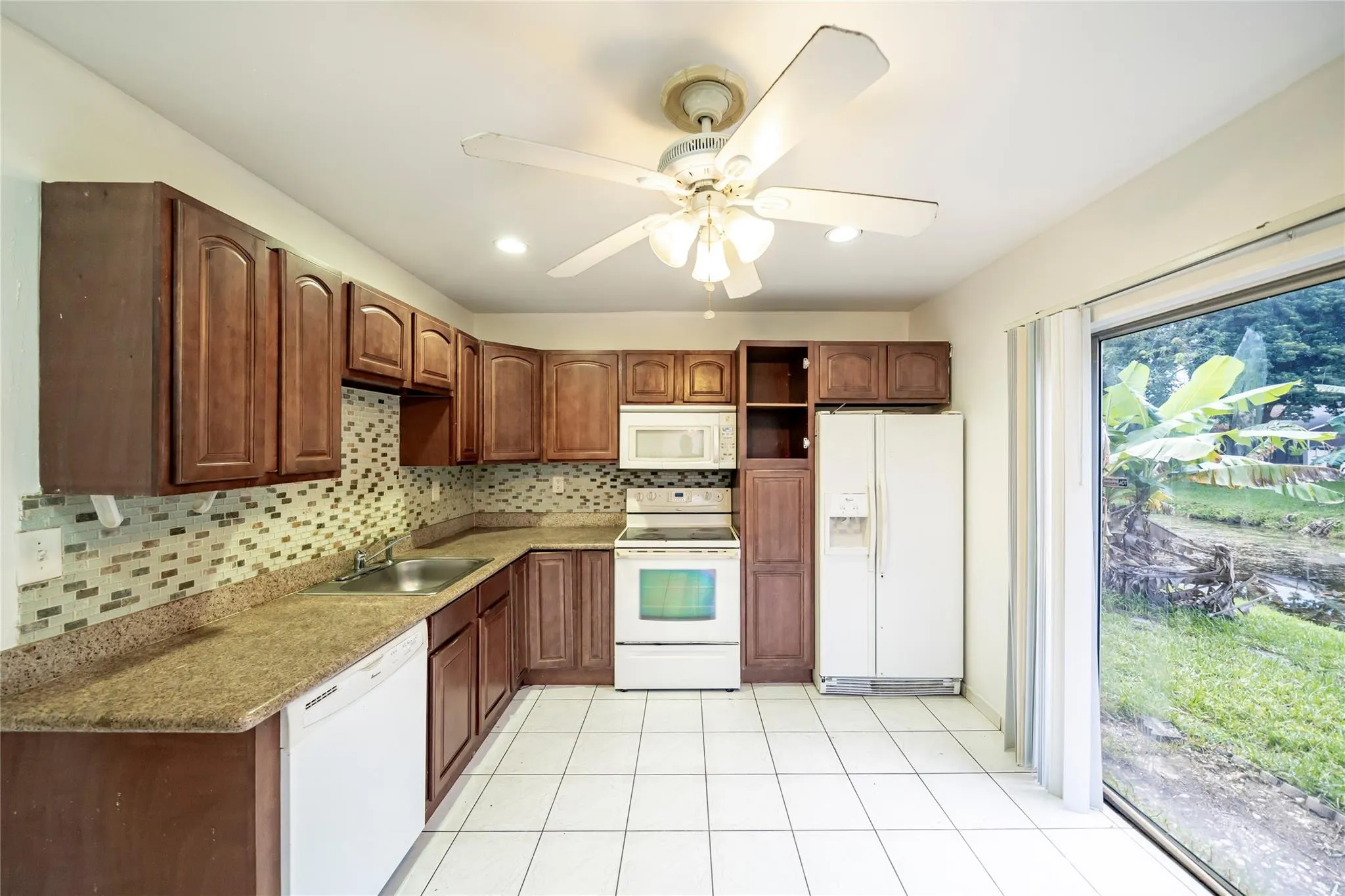 9510 W Fern Ln