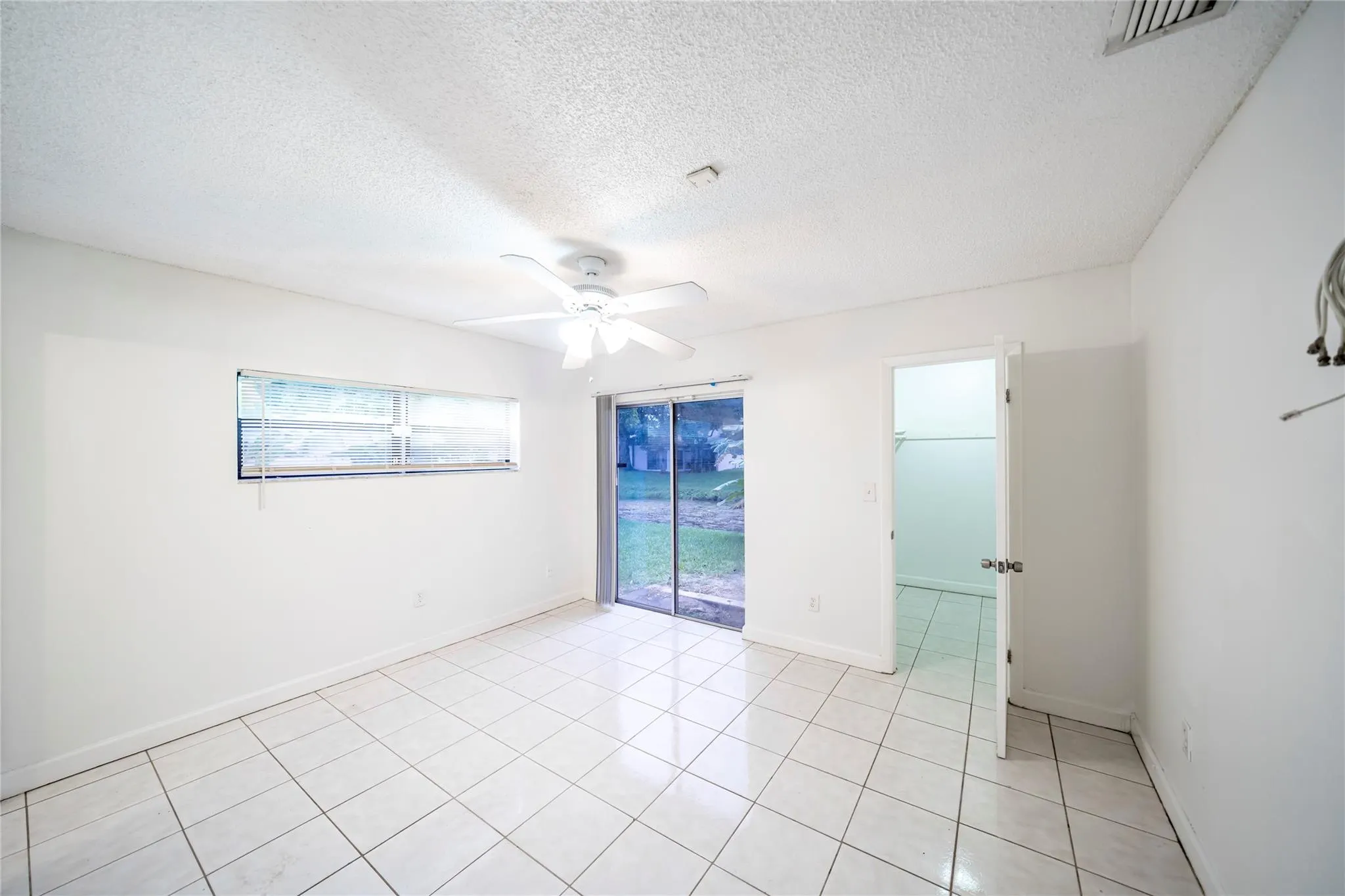 9510 W Fern Ln
