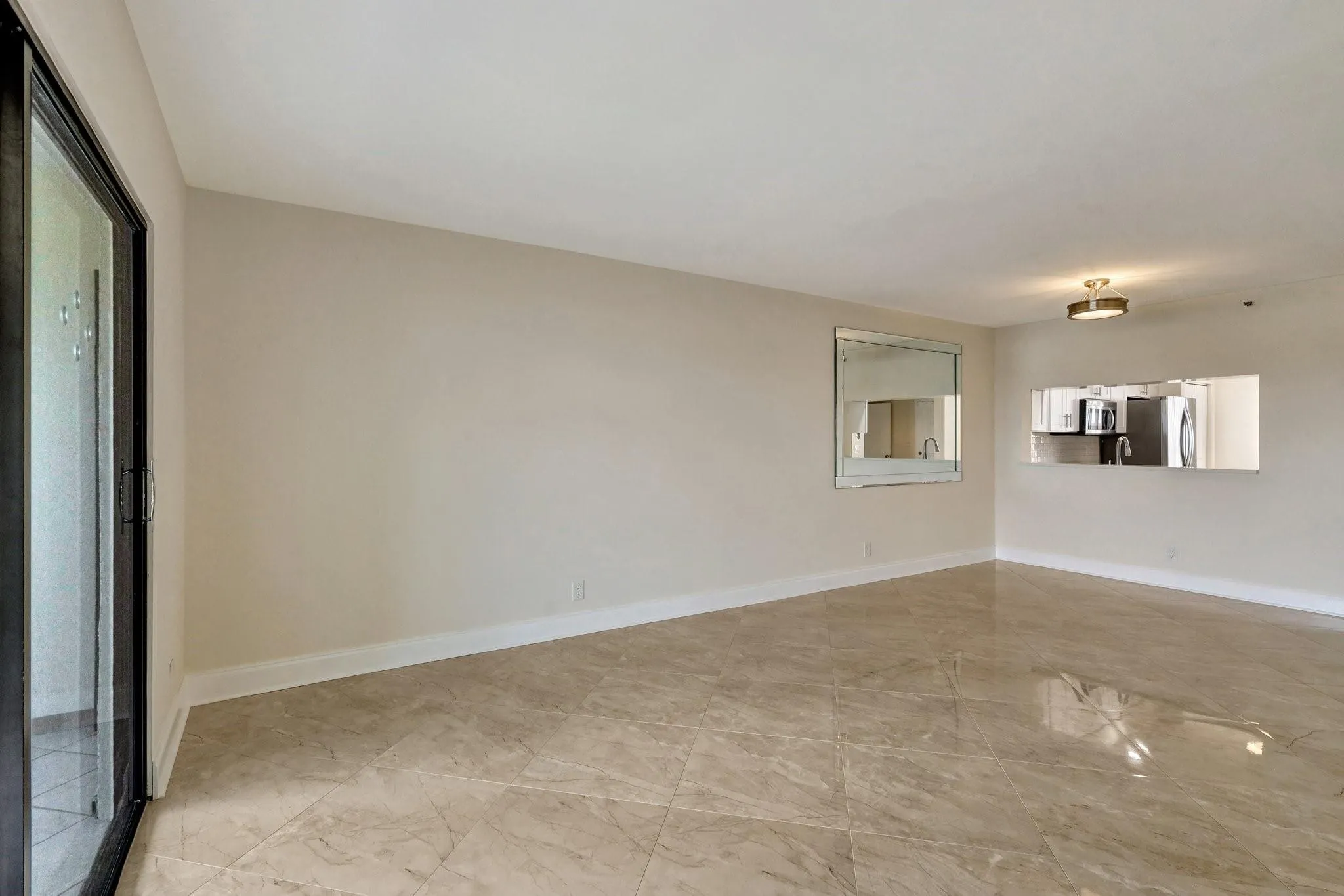 14460 Strathmore Ln, #807