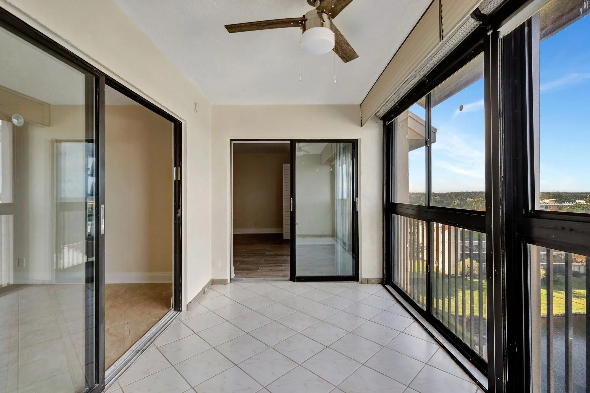 14460 Strathmore Ln, #807