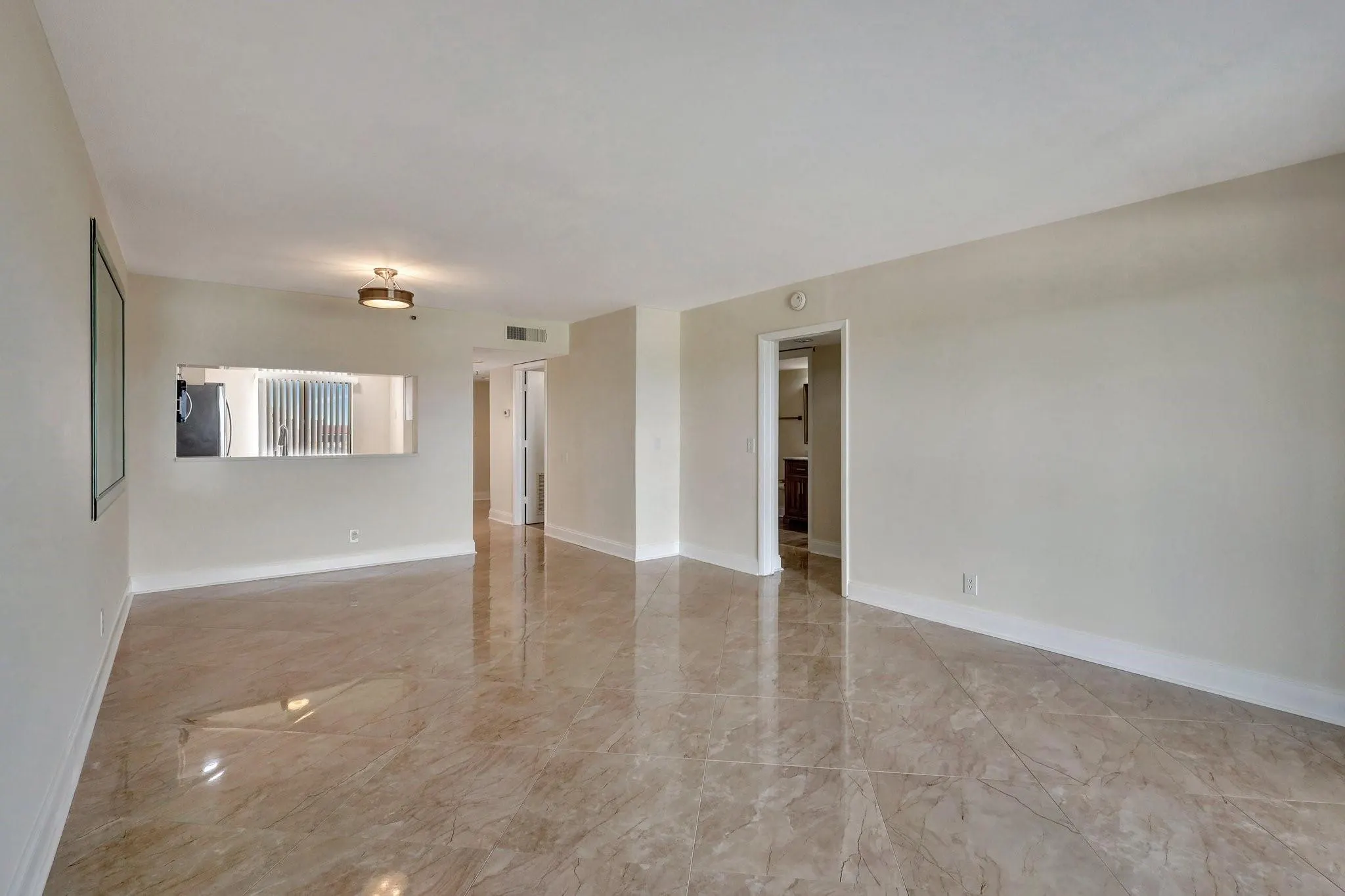 14460 Strathmore Ln, #807