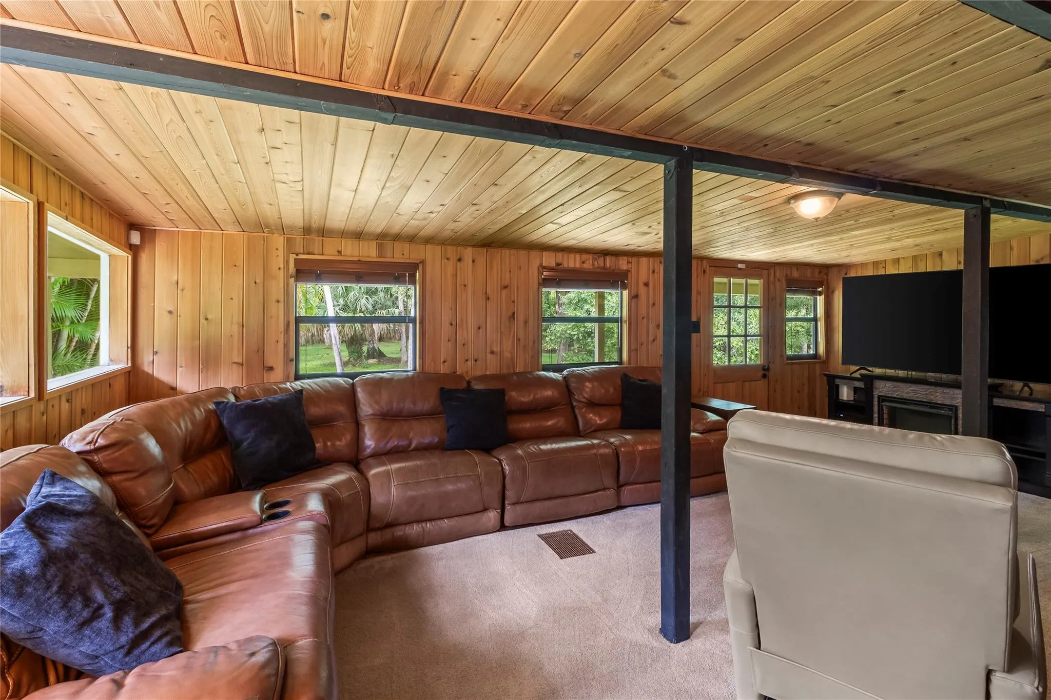 9293 Whippoorwill Trail