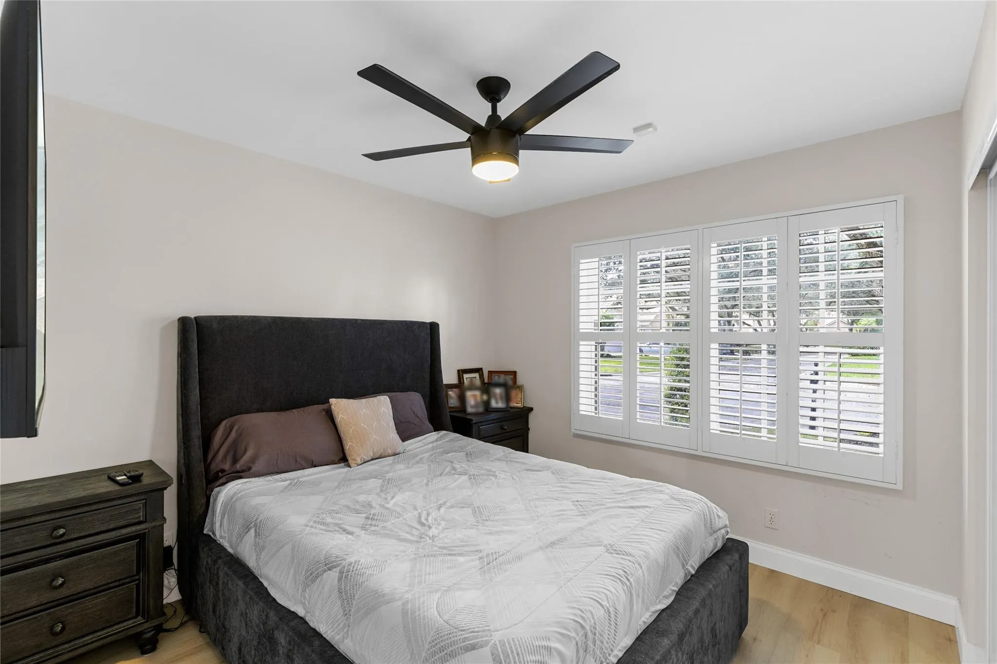 2075 NW 127th Ter