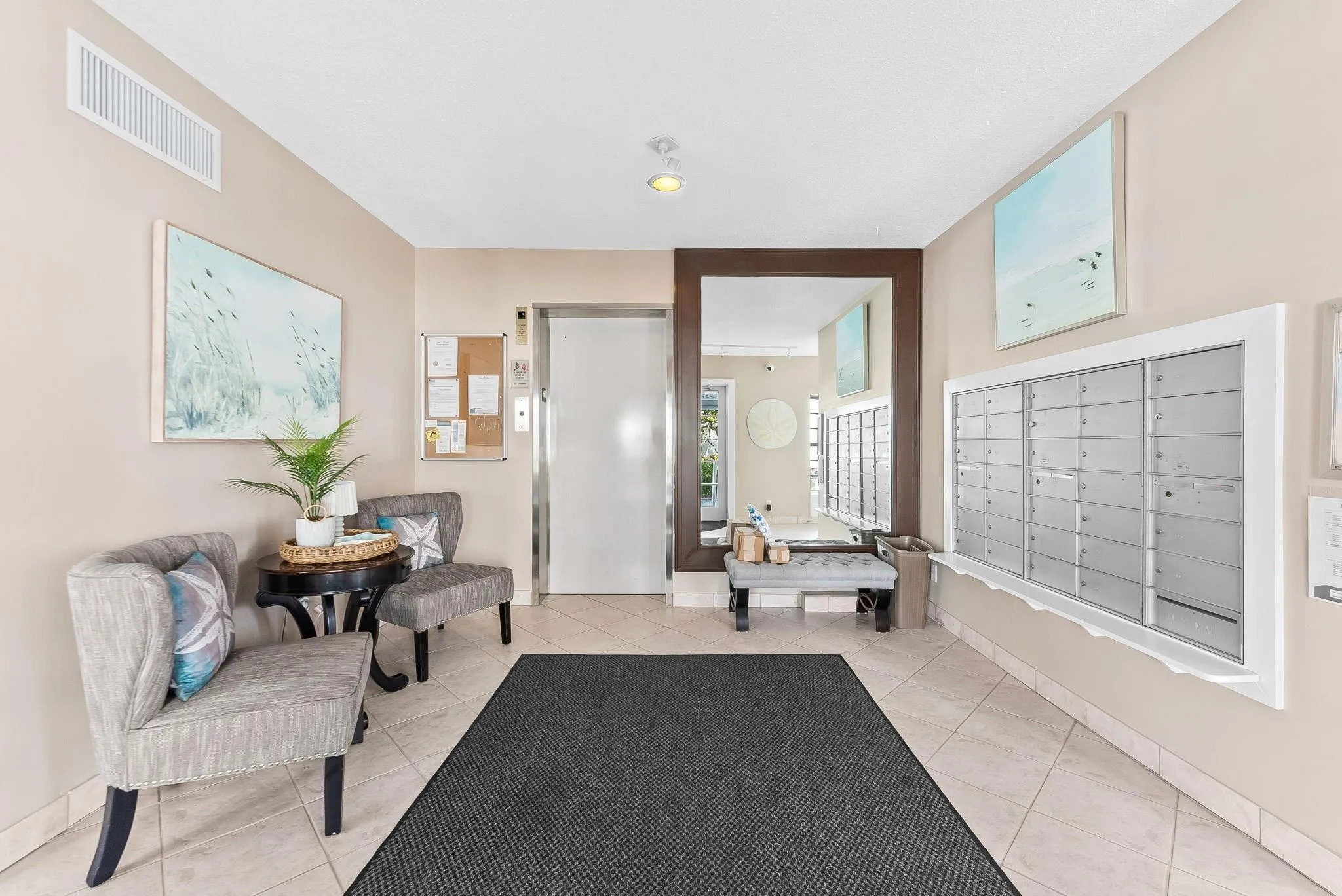 3050 NE 48th St, #309