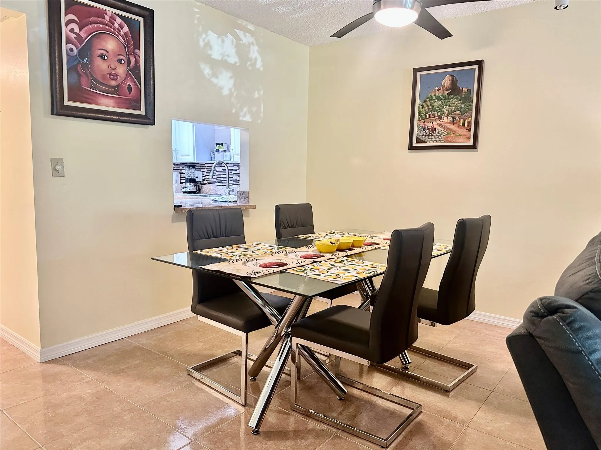 1015 Country Club Dr, #307