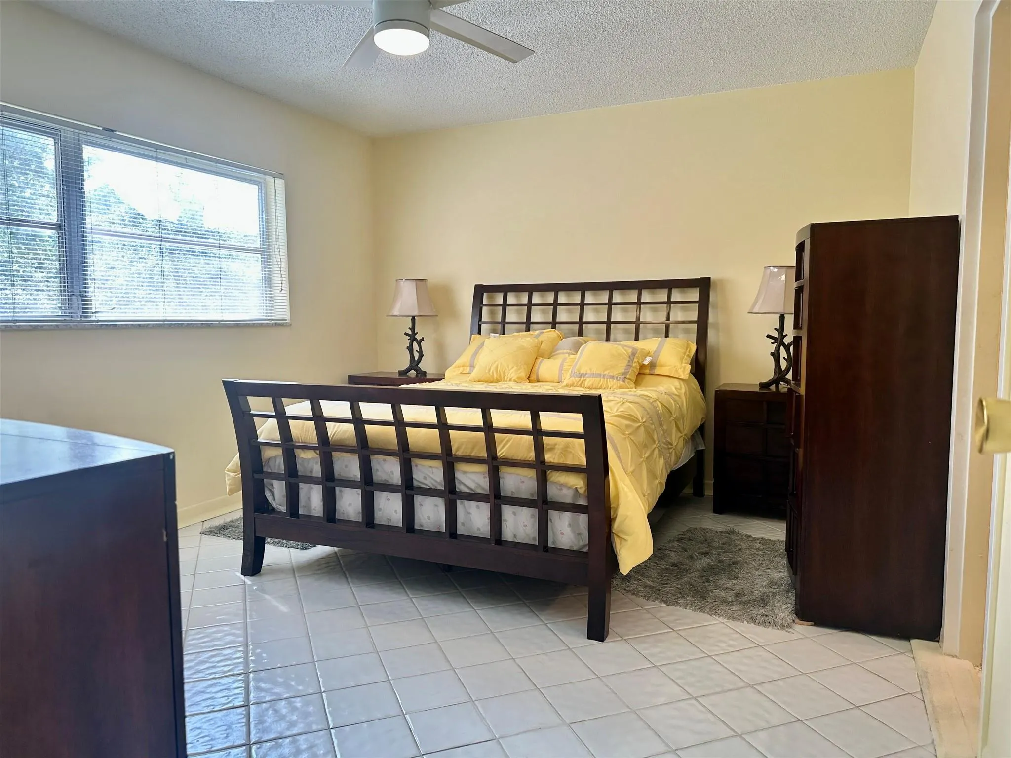 1015 Country Club Dr, #307