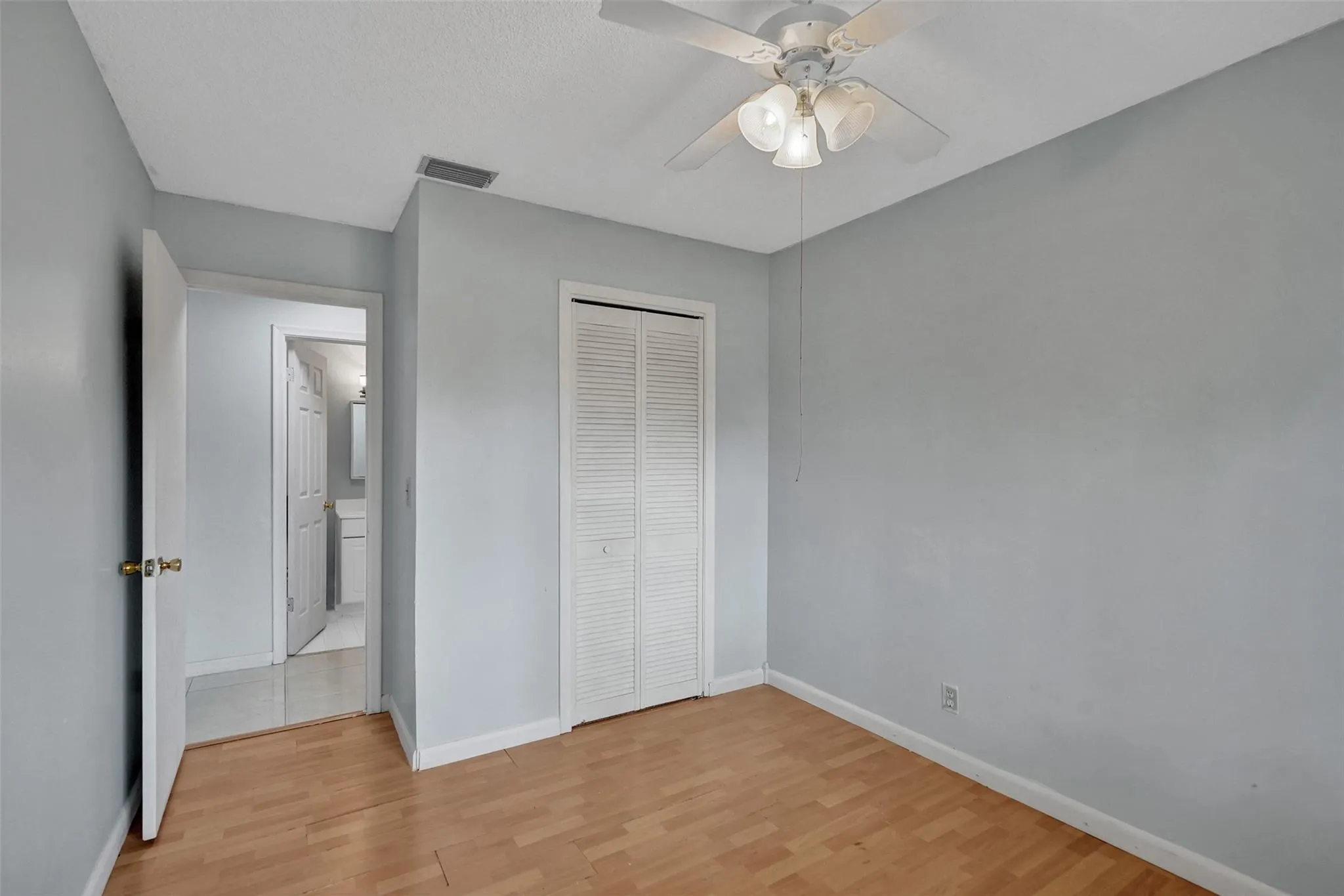 521 SW 83rd Ave